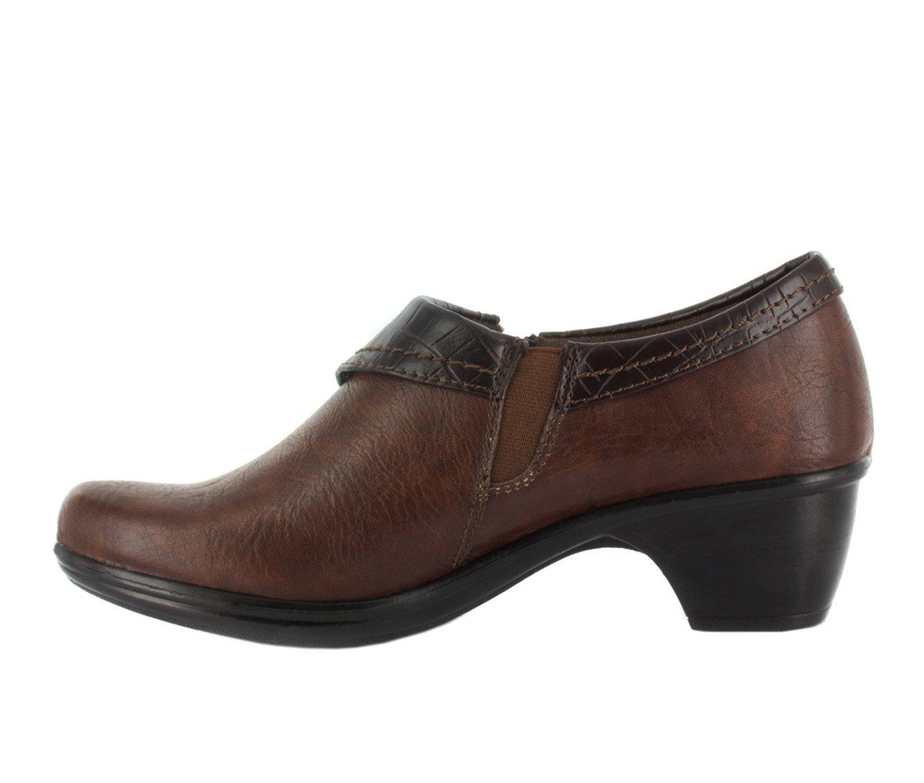 Women's Easy Street Darcy Booties Product Image