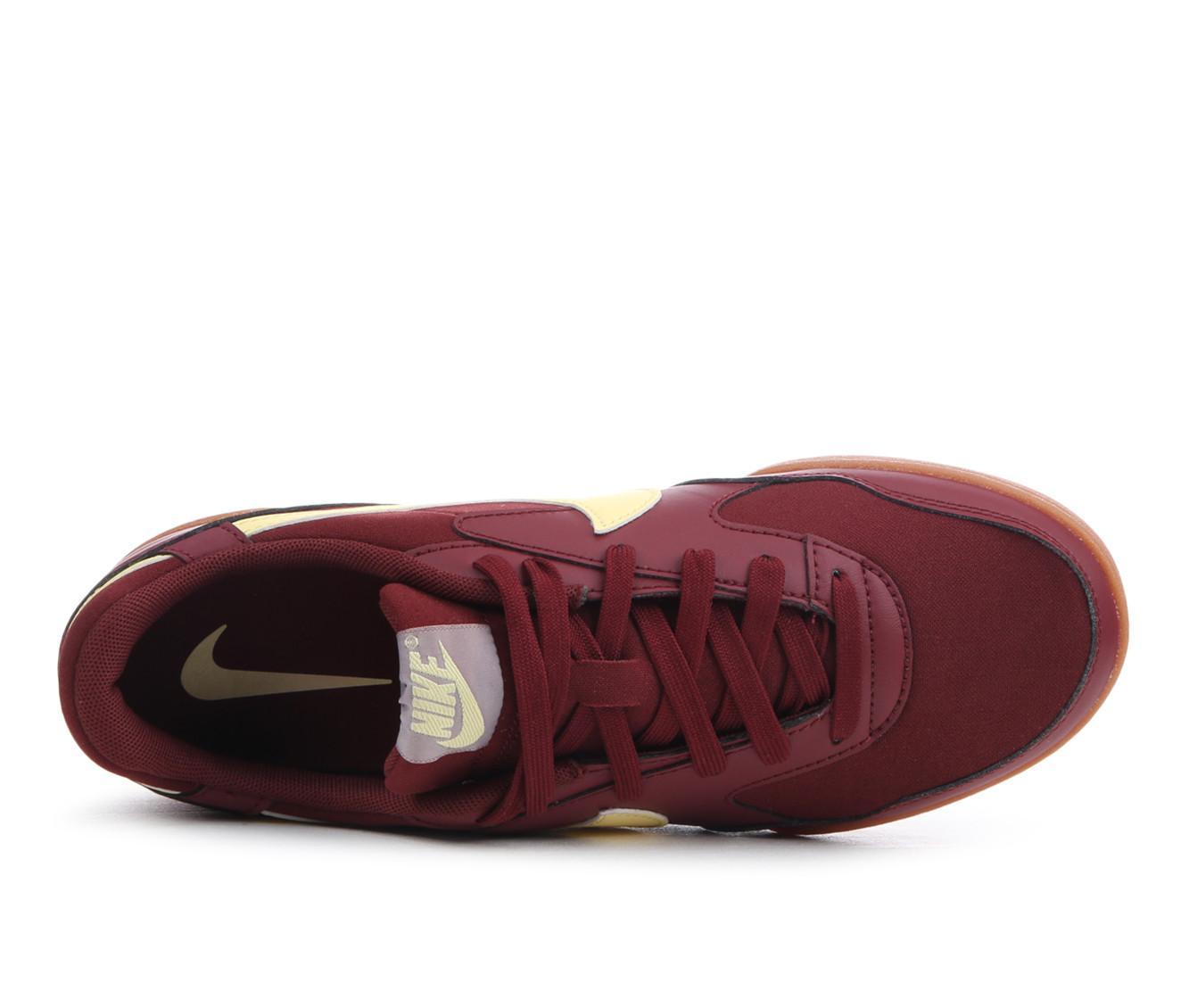 Women's Nike Terra Manta Sneakers Product Image
