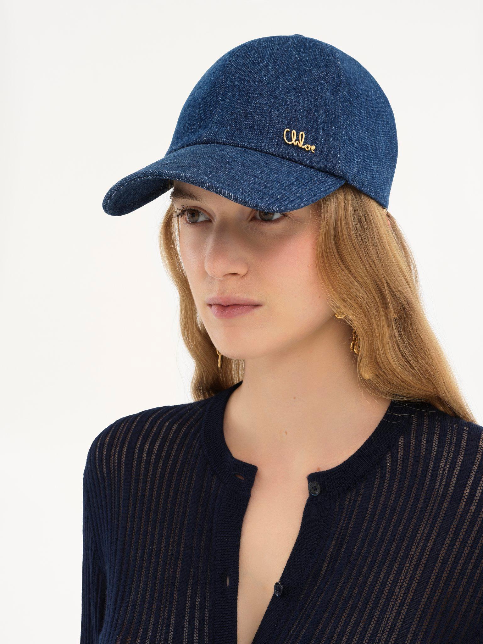The Chloé Iconic cap in denim Product Image