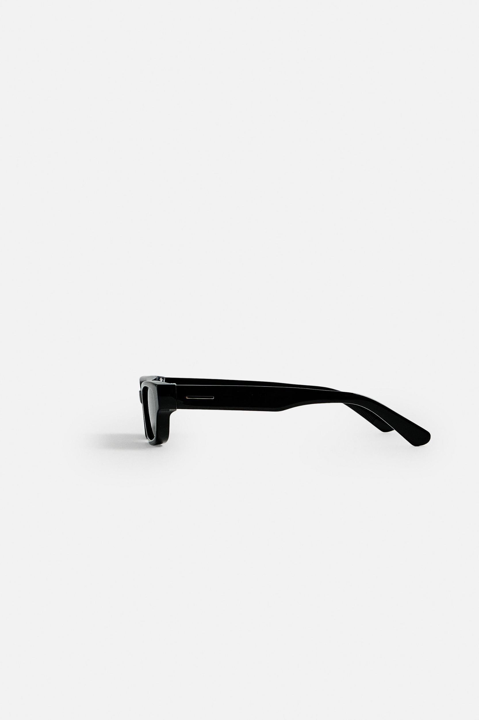 RECTANGULAR SUNGLASSES Product Image