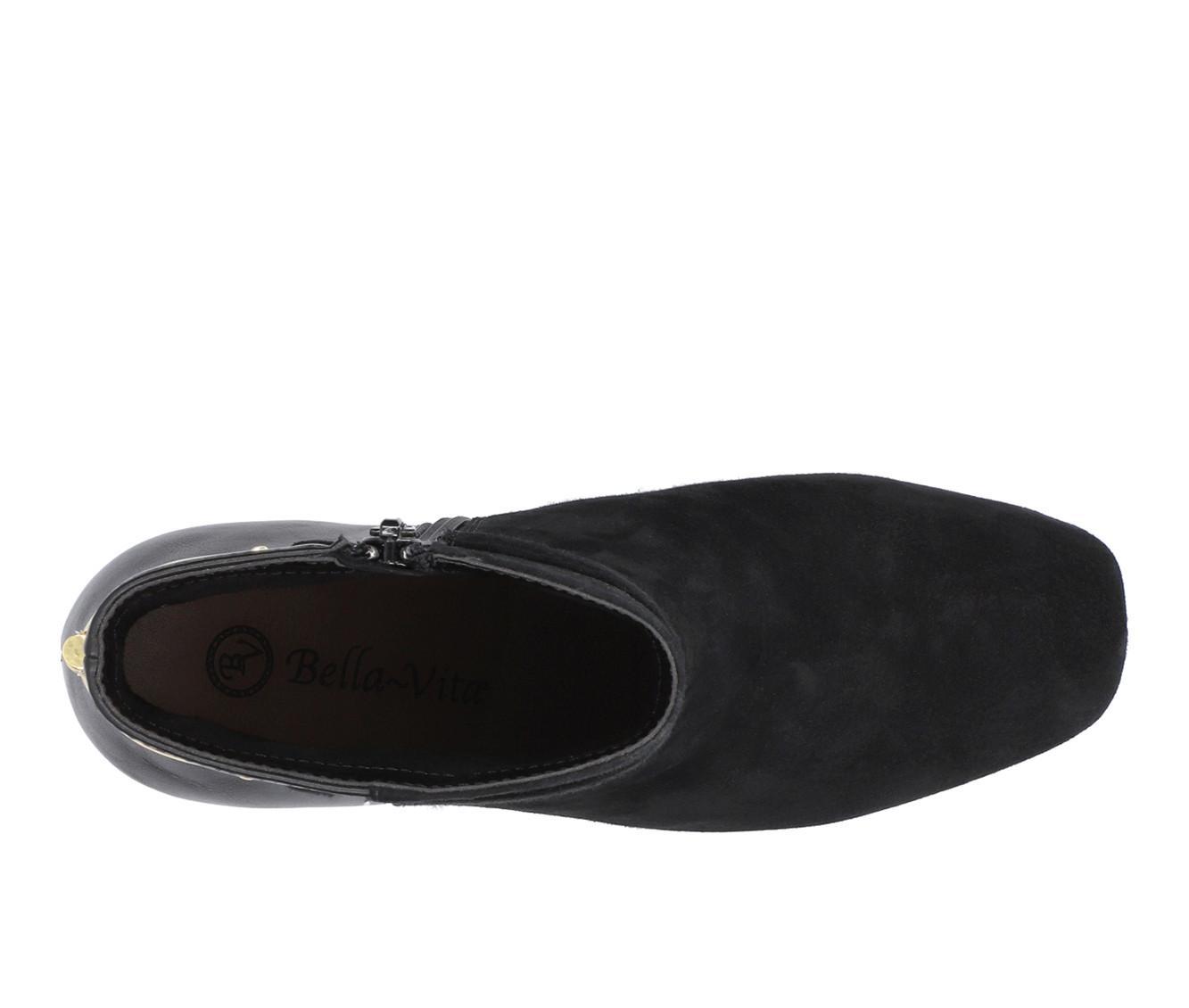 Women's Bella Vita Quincy Booties Product Image