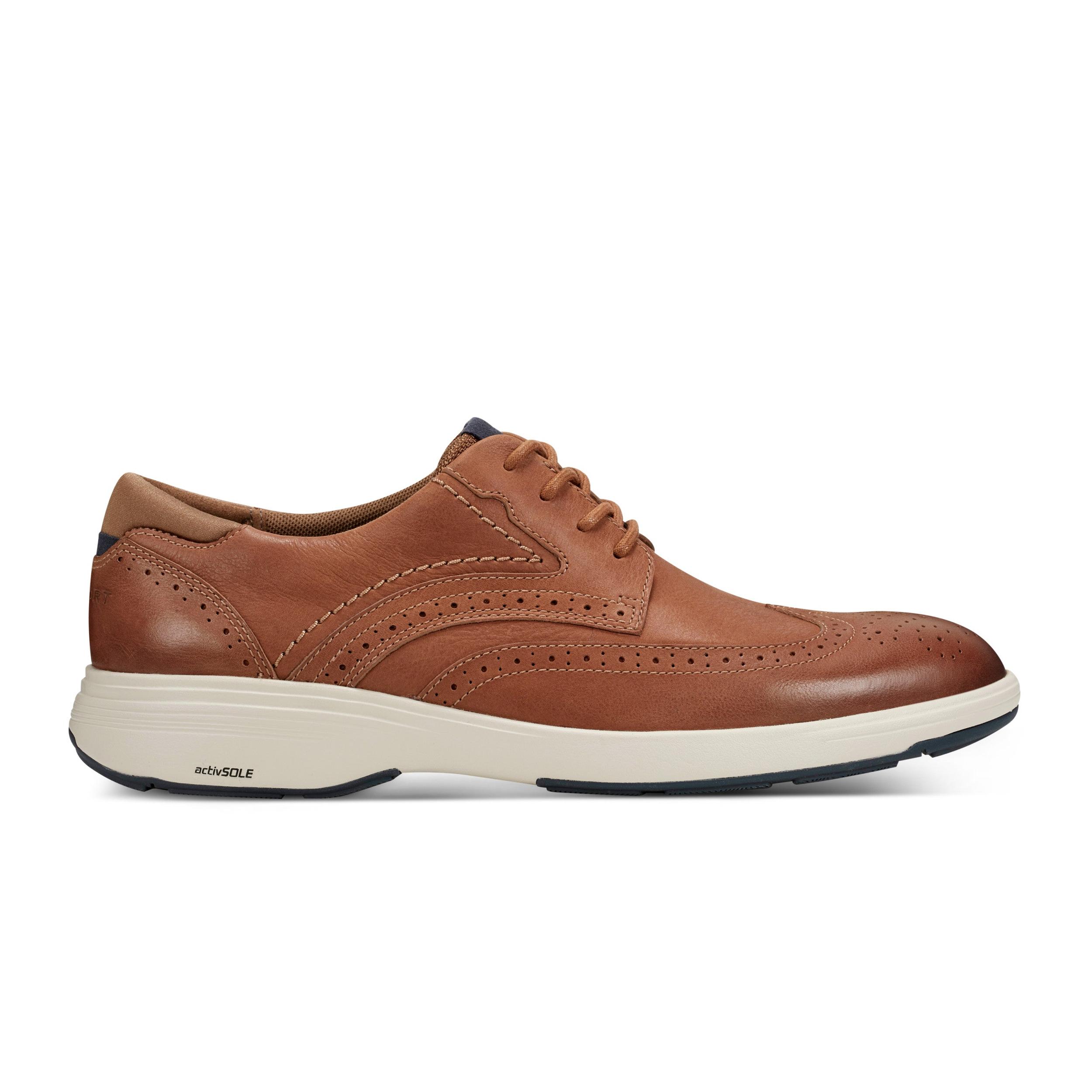 Men's Noah Wing Tip Walking Shoe Product Image