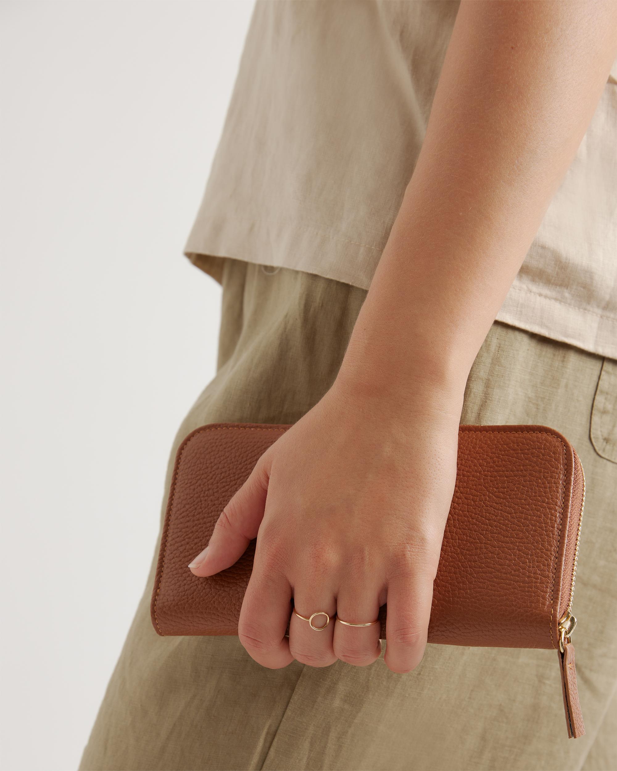 Quince | Women's Italian Pebbled Leather Continental Wallet Italian Leather Product Image