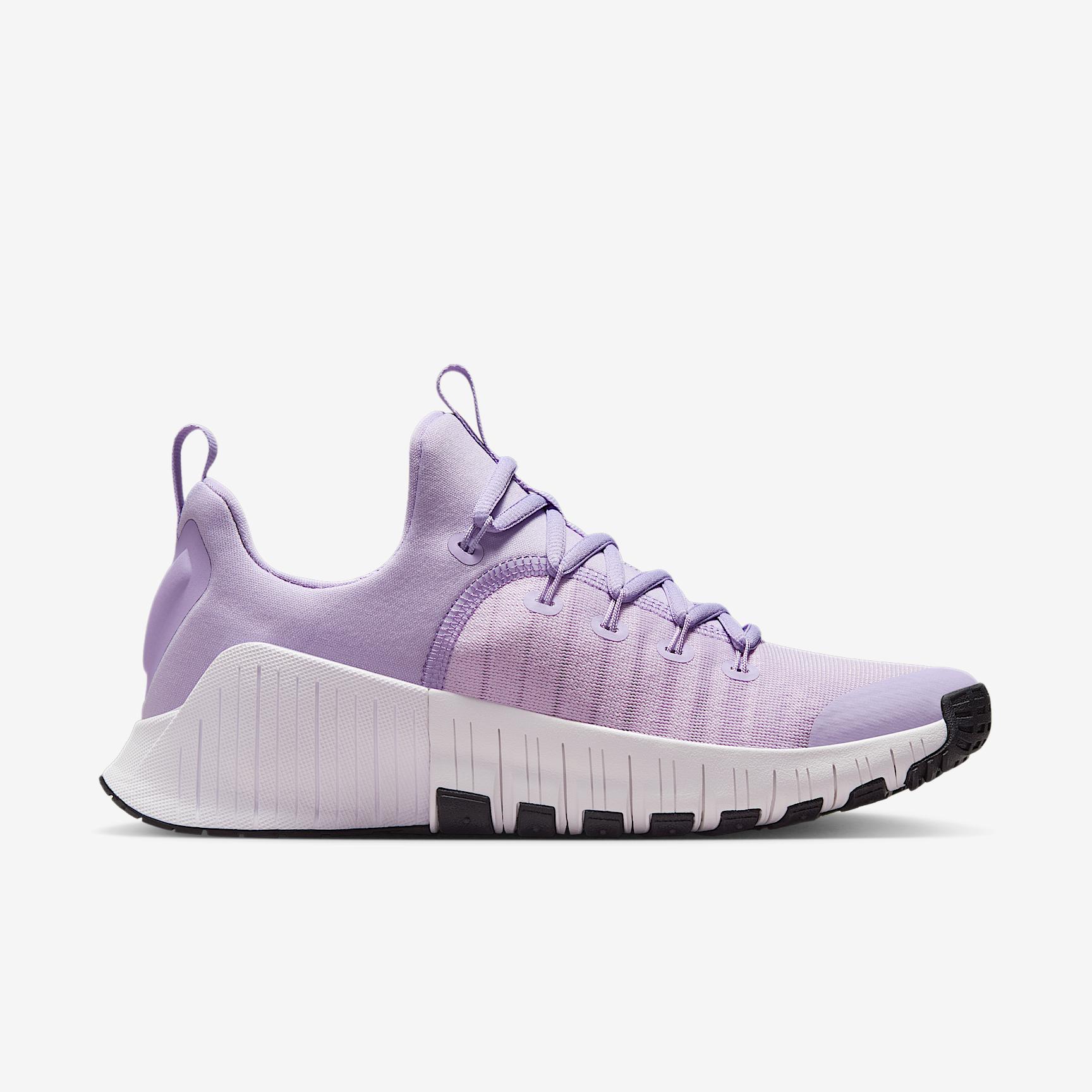 Nike Womens Free Metcon 6 Workout Shoes | FJ7126-011 Product Image