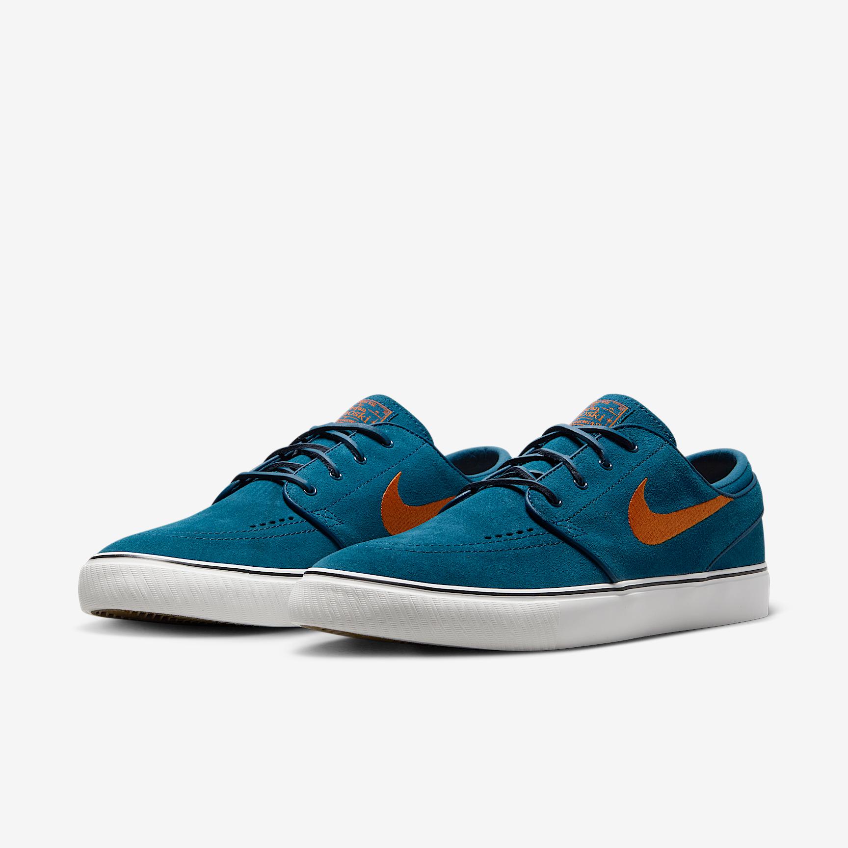 Mens Nike SB Zoom Janoski OG+ Skate Shoes | FD6757-401 Product Image