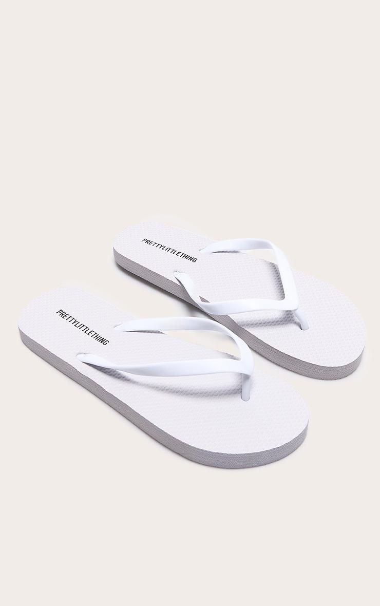 Black & White Flip Flops 2 Pack Product Image