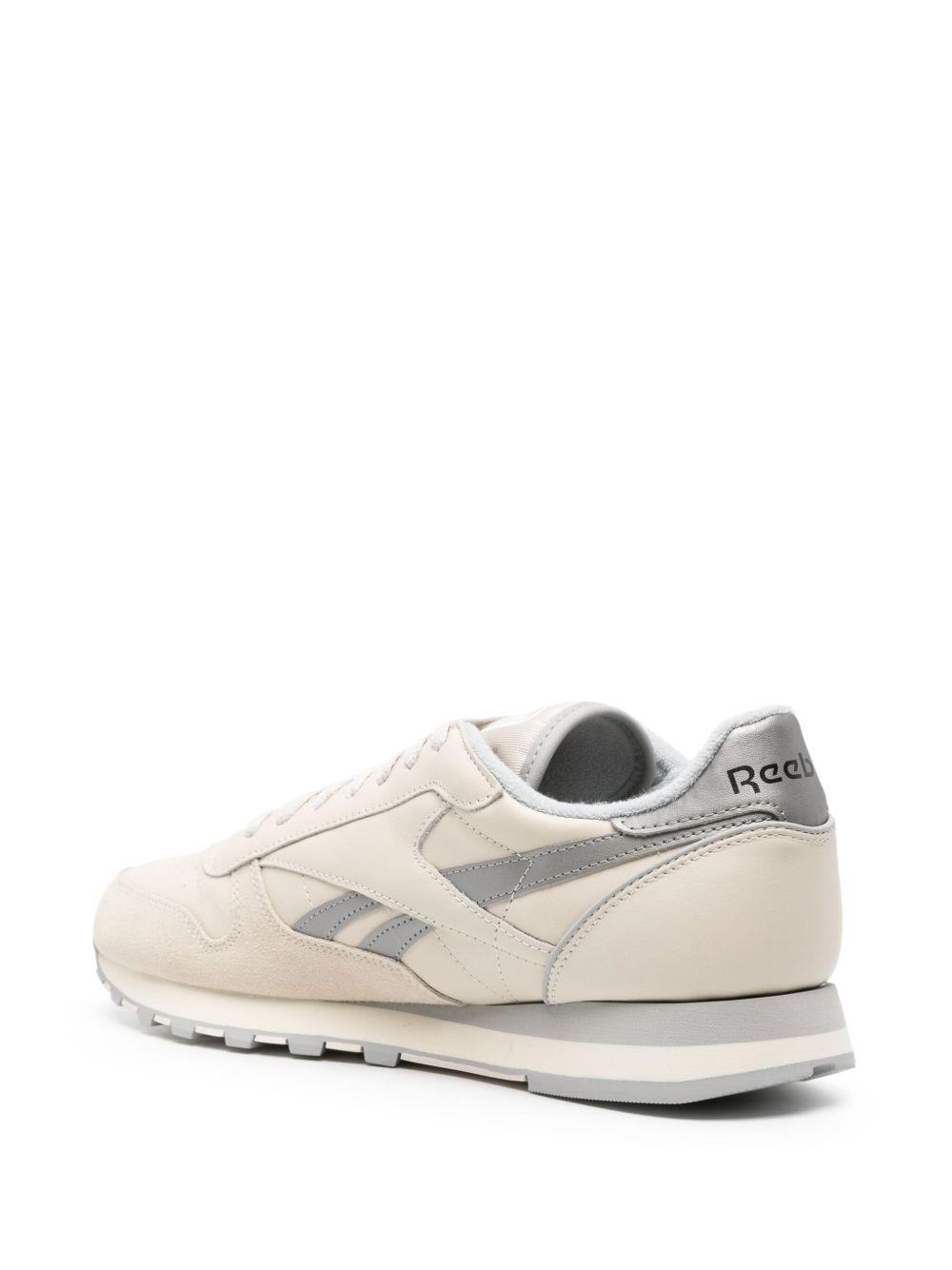 1983 Vintage lace-up sneakers Product Image