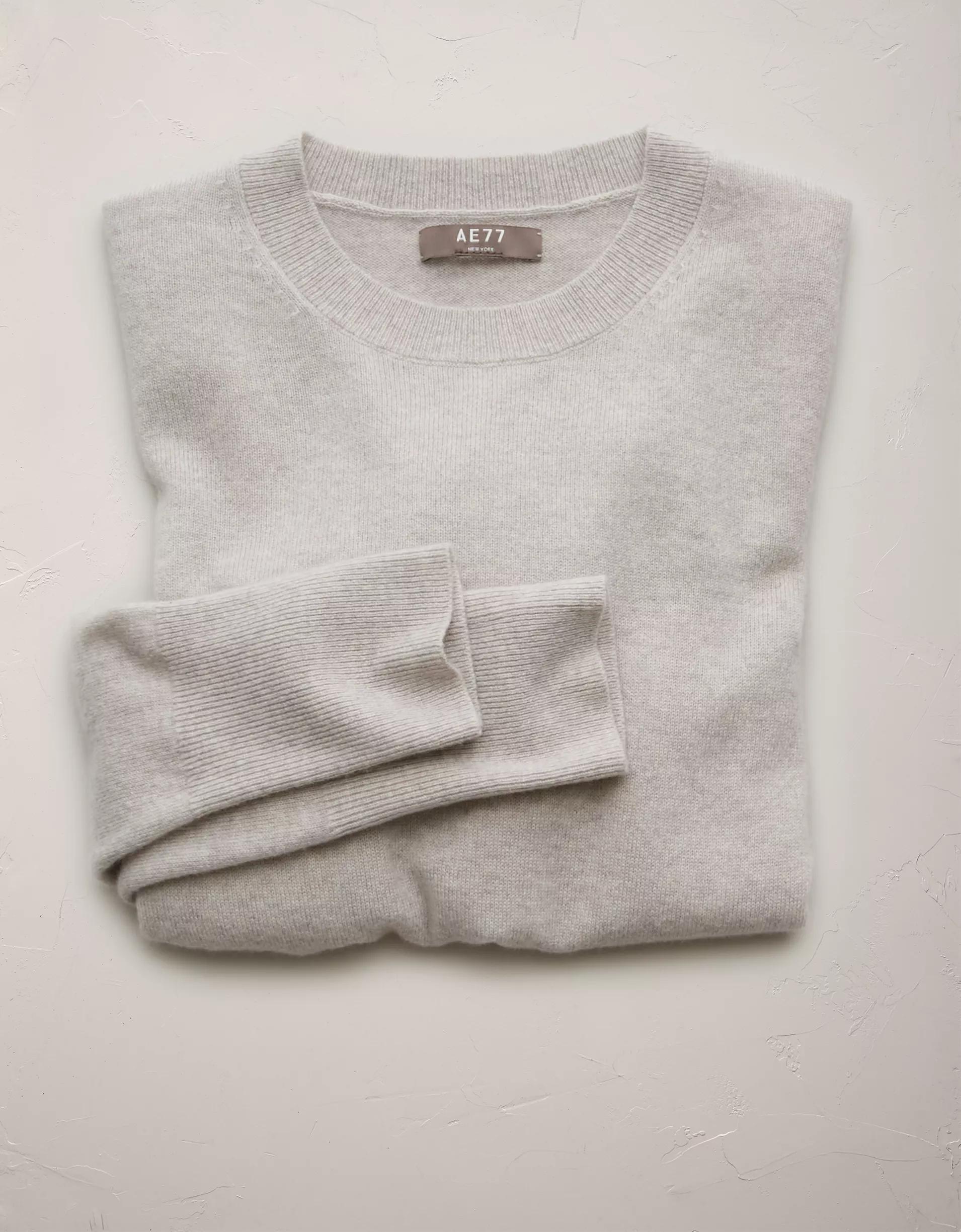 AE77 Premium Cashmere Sweater Product Image
