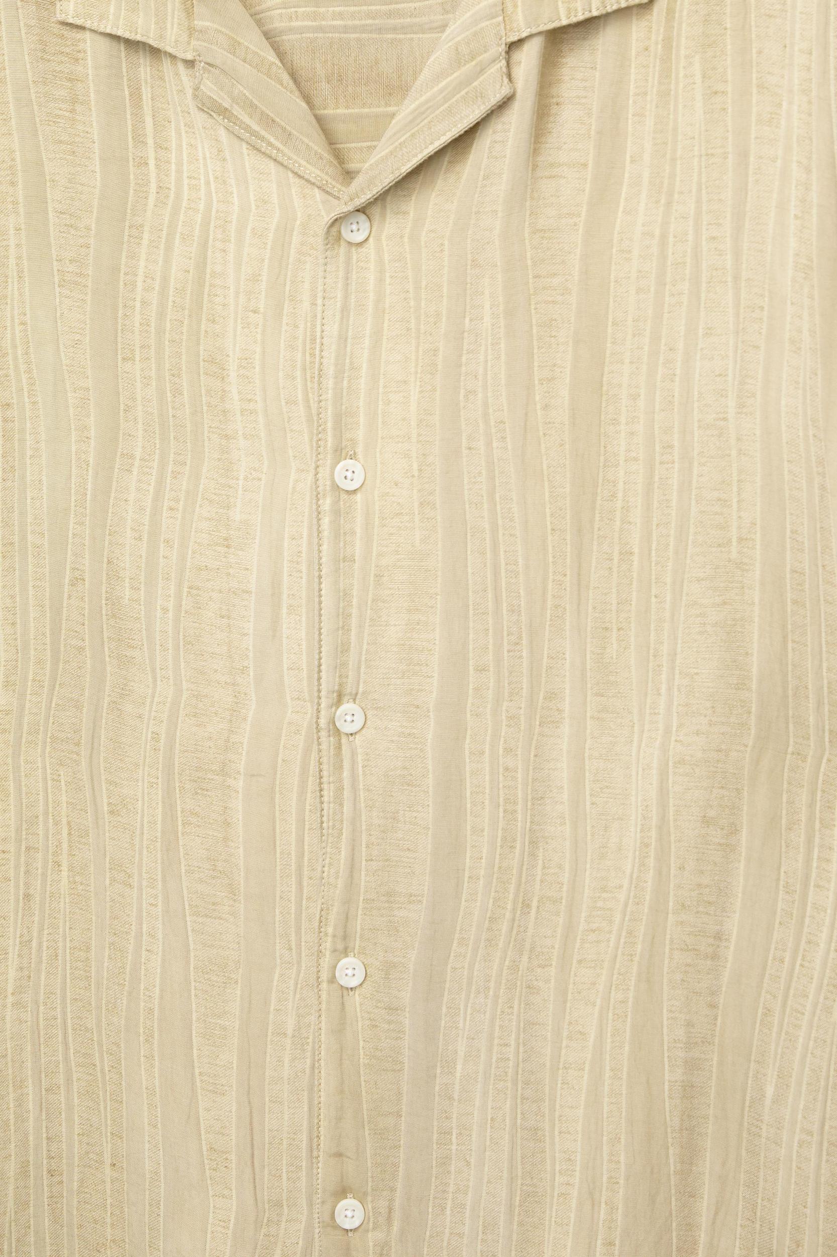 Striped short sleeve shirt Product Image