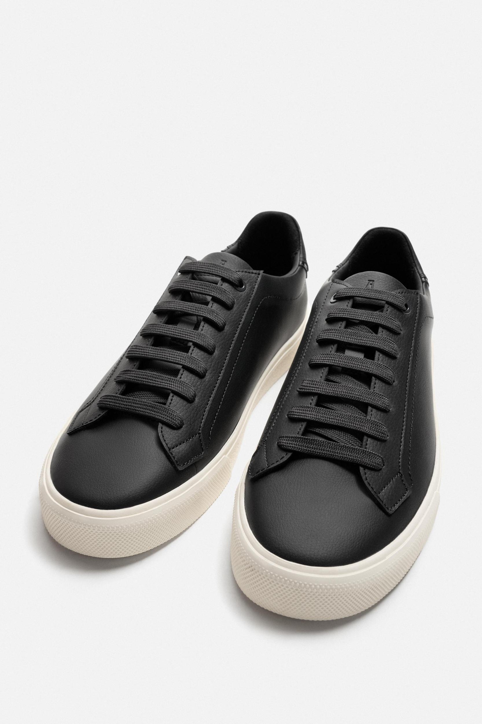 BASIC SNEAKERS Product Image