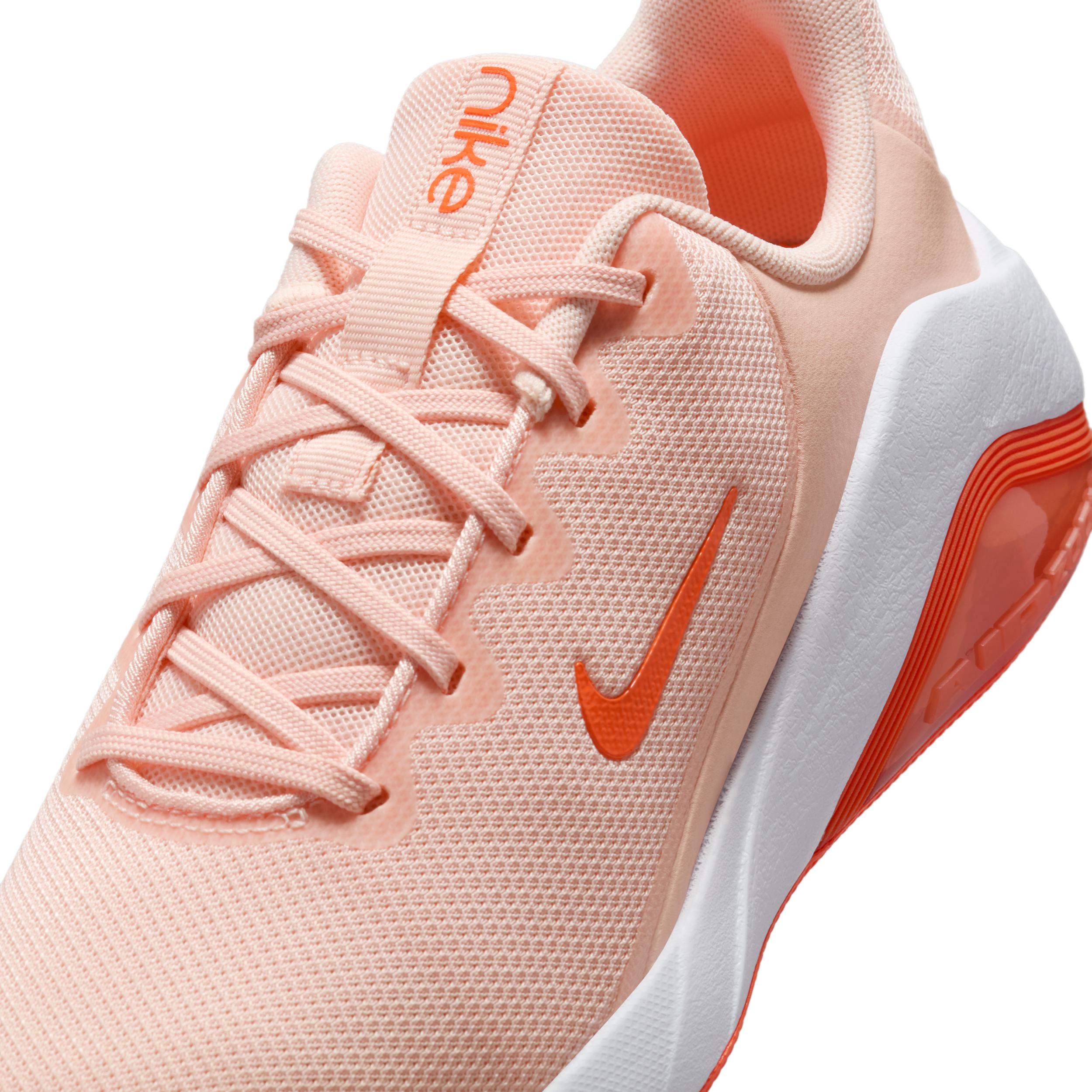 Nike Women's Bella 7 Workout Shoes Product Image