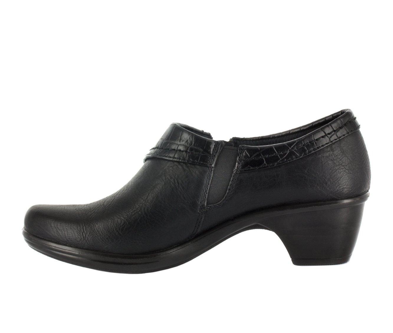Women's Easy Street Darcy Booties Product Image