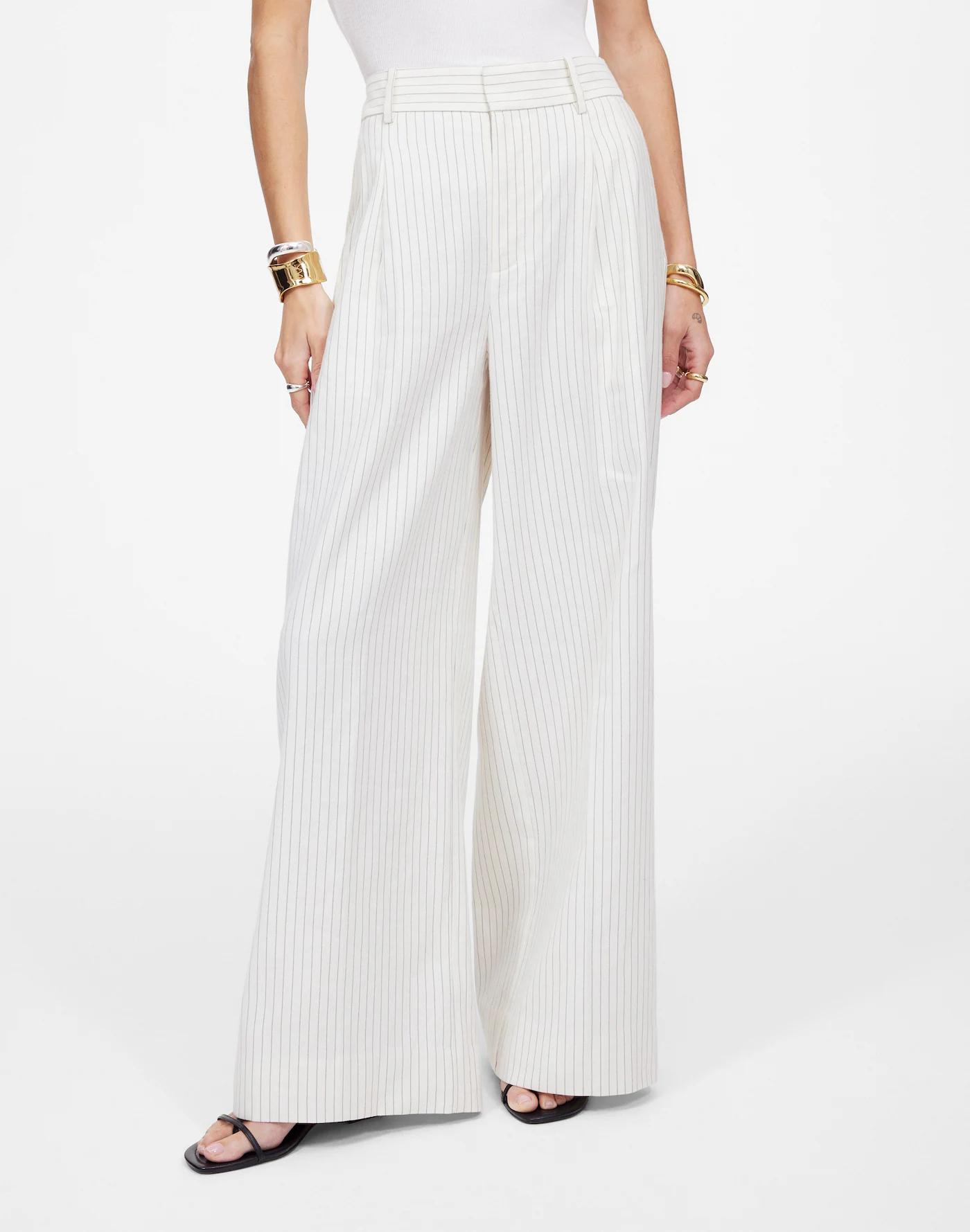 The Tall Harlow Superwide-Leg Trouser in Linen-Cotton Blend Product Image