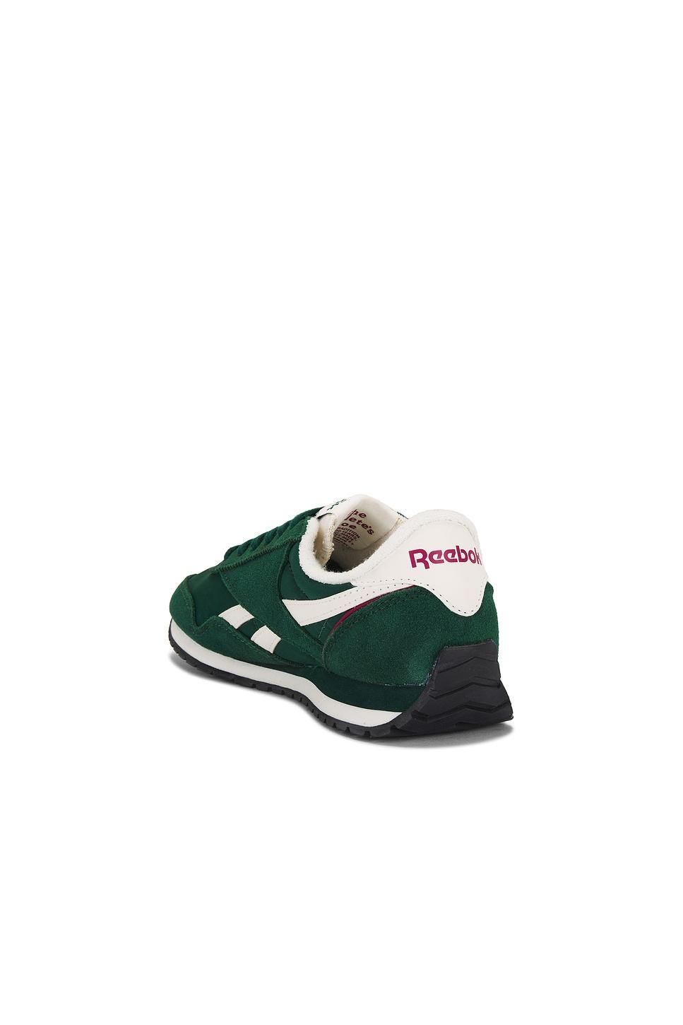 Classic AZ Sneaker Reebok Product Image