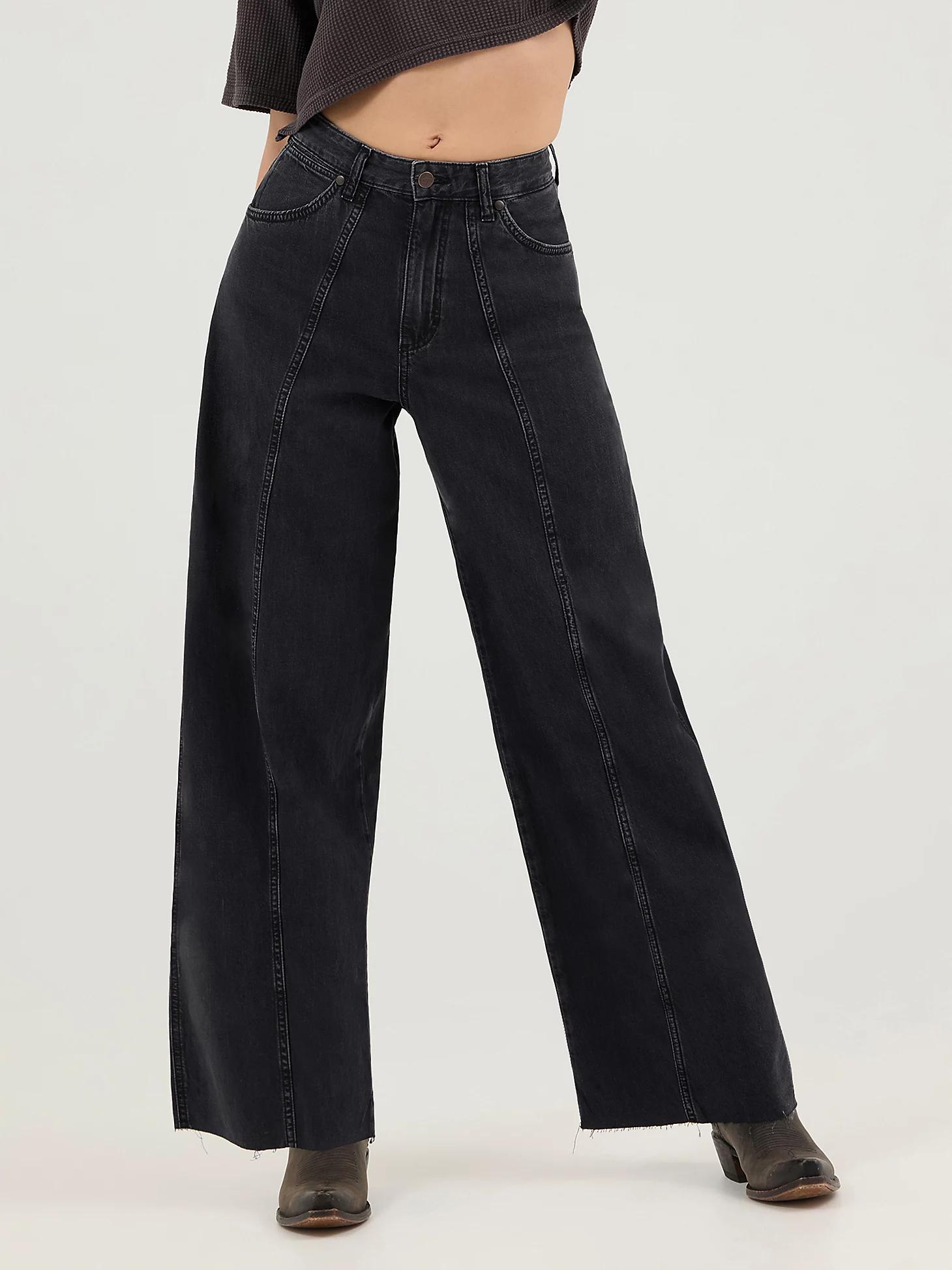 Women's Cowboy Barrel Jean in Rinse Product Image