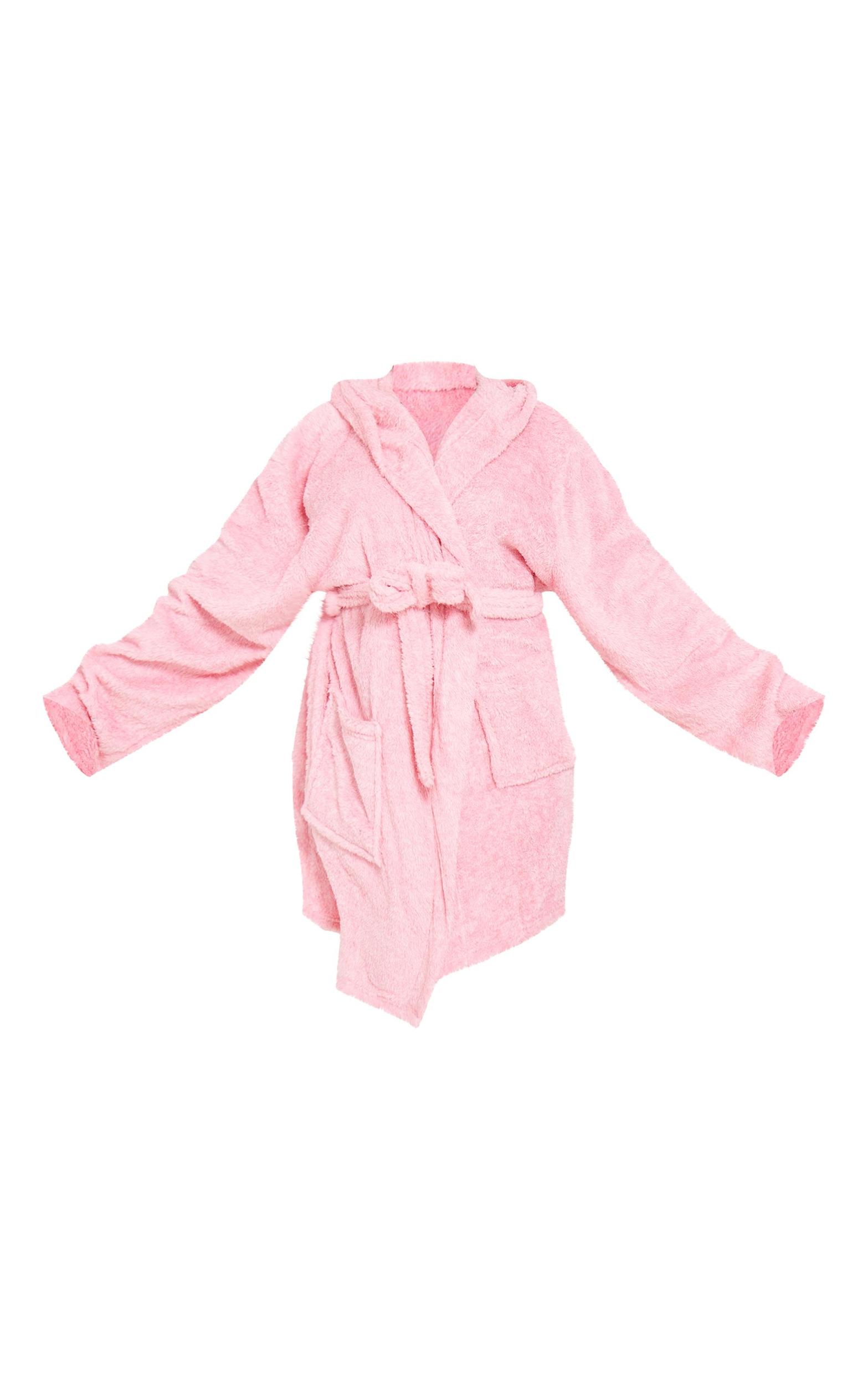 PRETTYLITTLETHING Plus Pink Fluffy Bath Robe Product Image