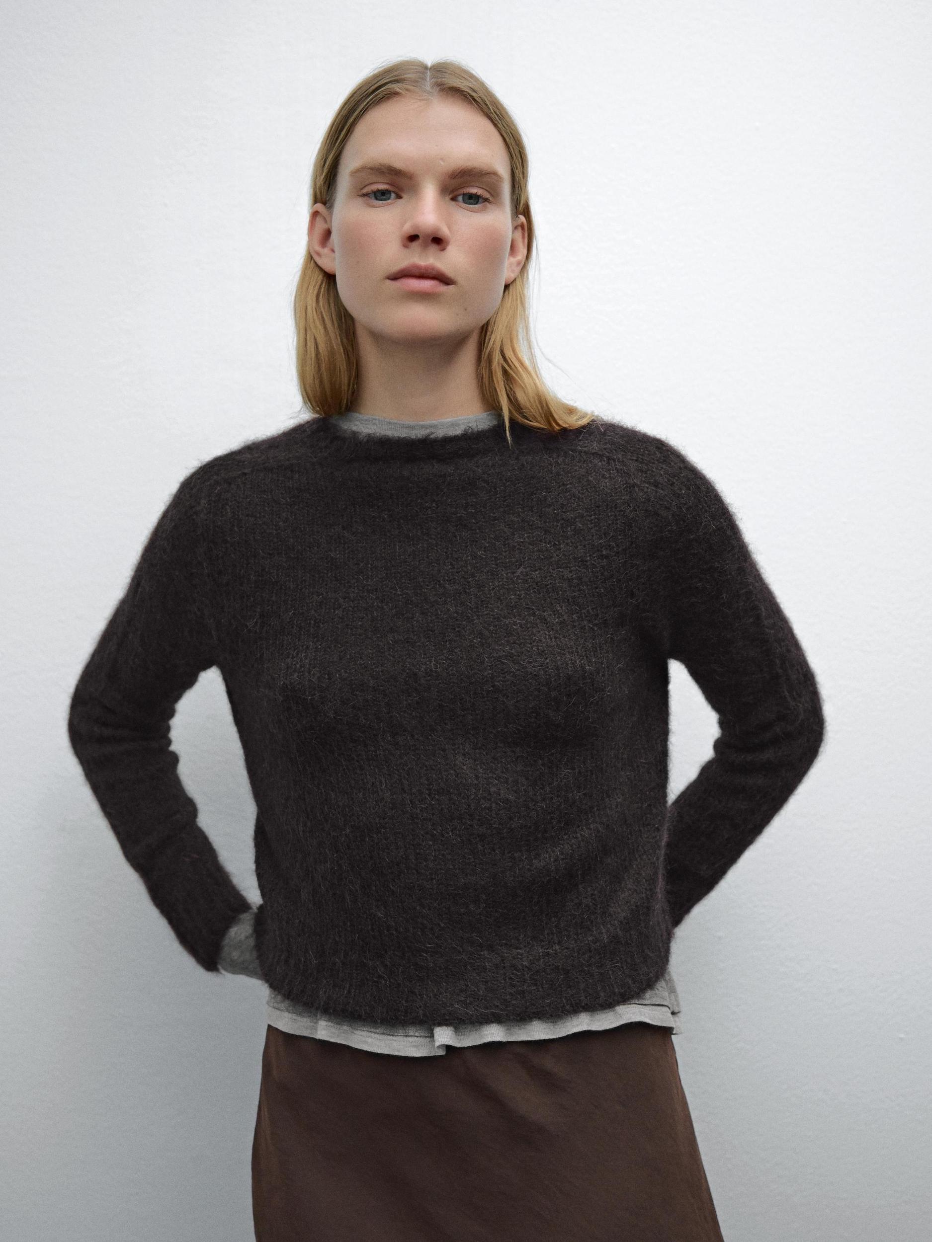 Knit alpaca blend sweater · Dark Blue · Sweaters And Cardigans | Massimo Dutti Product Image