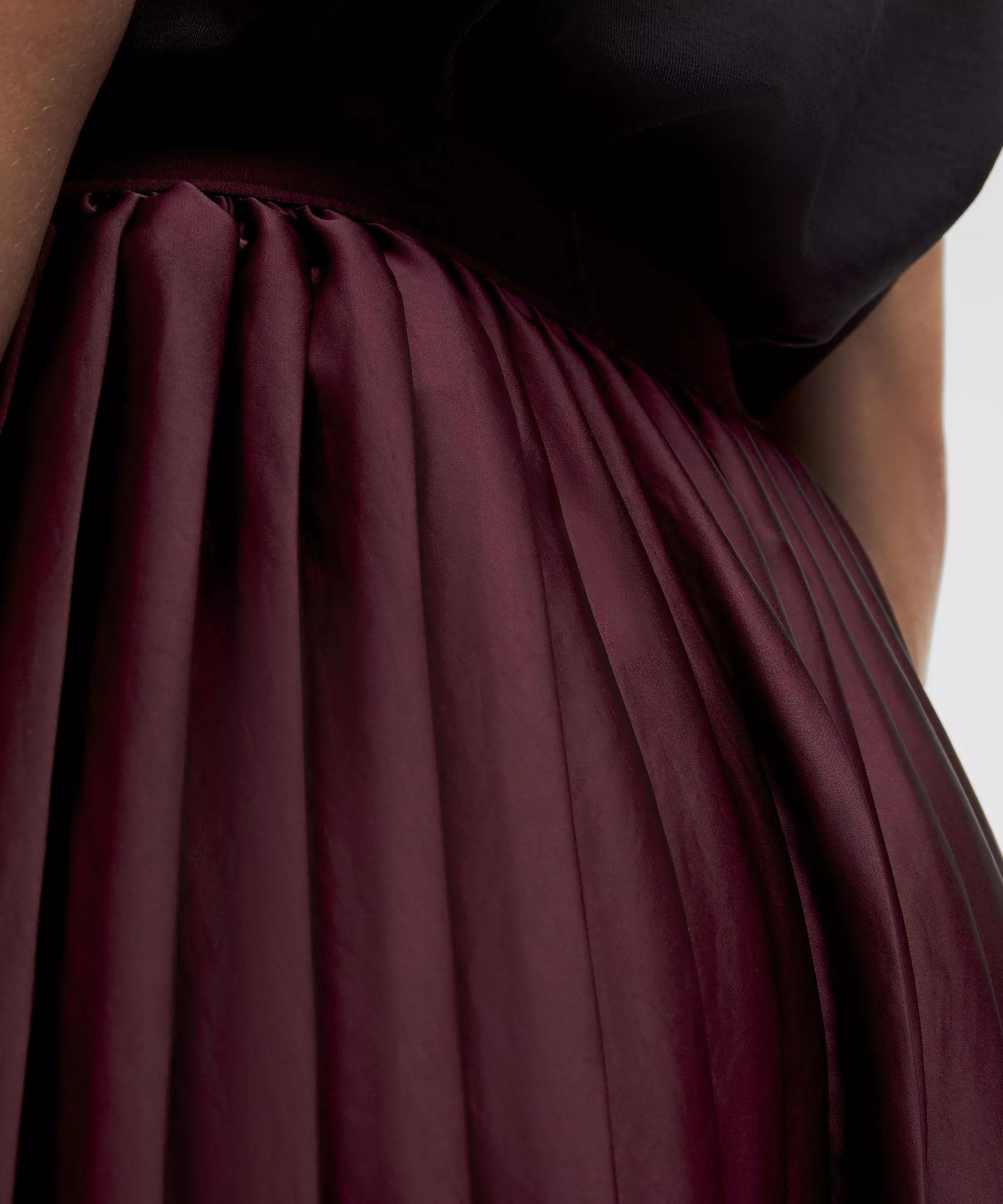 Satin Pleated Midi Skirt Product Image