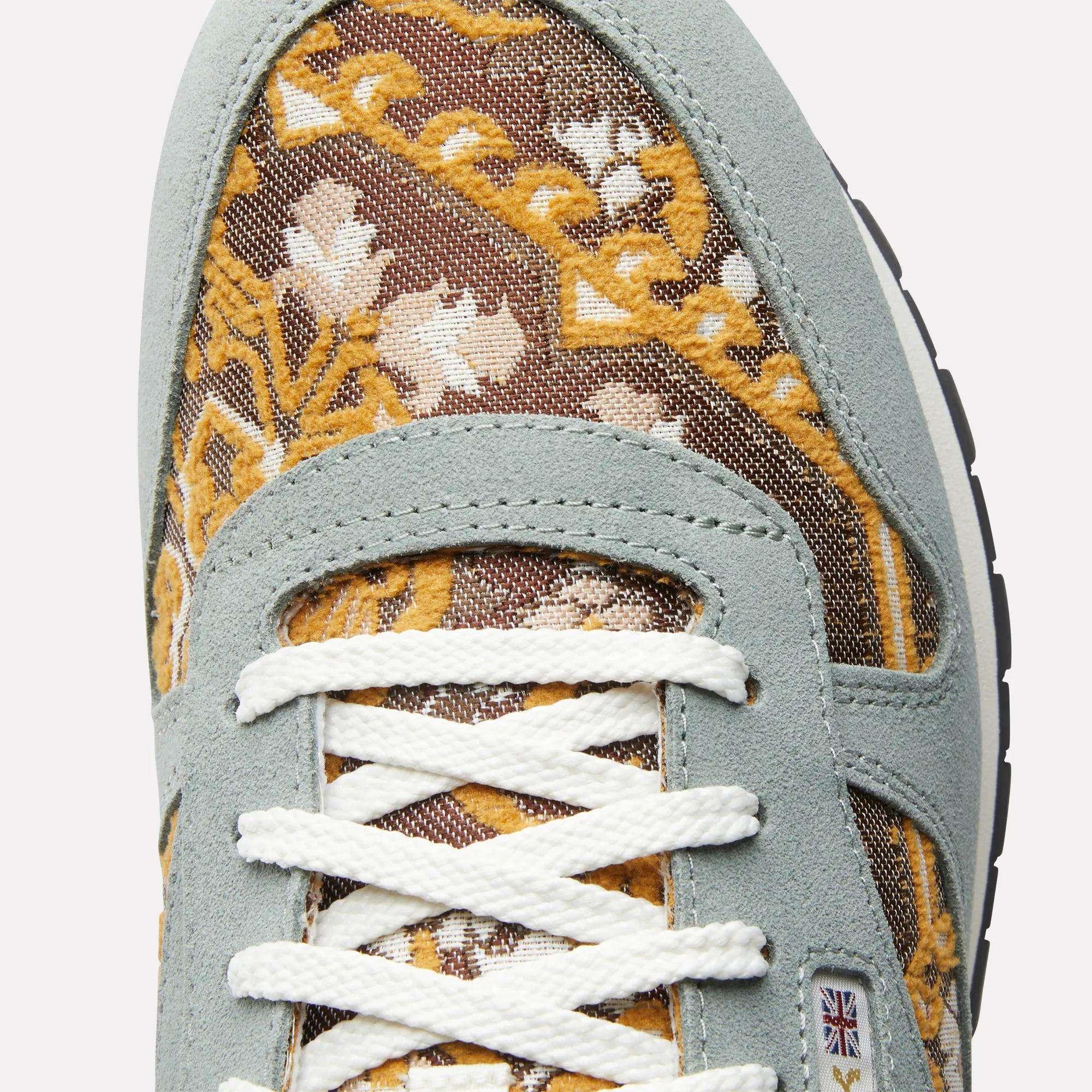 Classic Leather 1983 Vintage Shoes Product Image