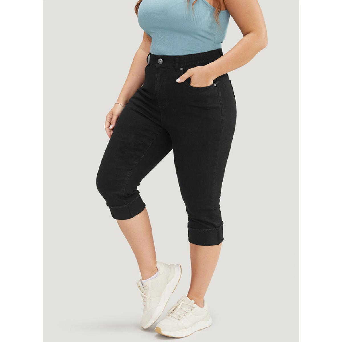 Plus Size Very Stretchy High Rise Black Wash Rivet Detail Knee Denim Shorts Women Black Casual Plain High stretch Pocket Jeans BloomChic 26/4X Product Image