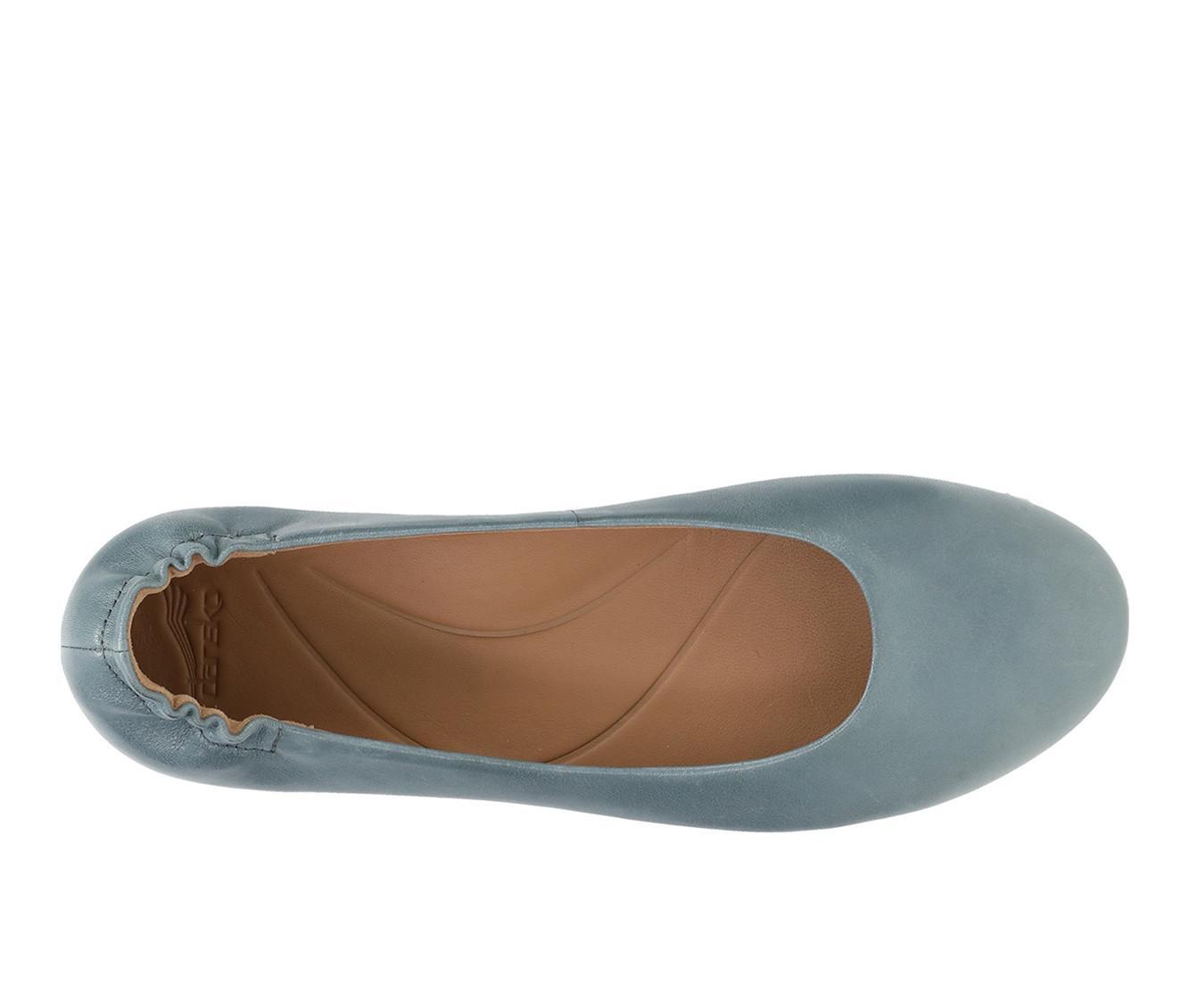 Women's Dansko Mollie Flats Product Image