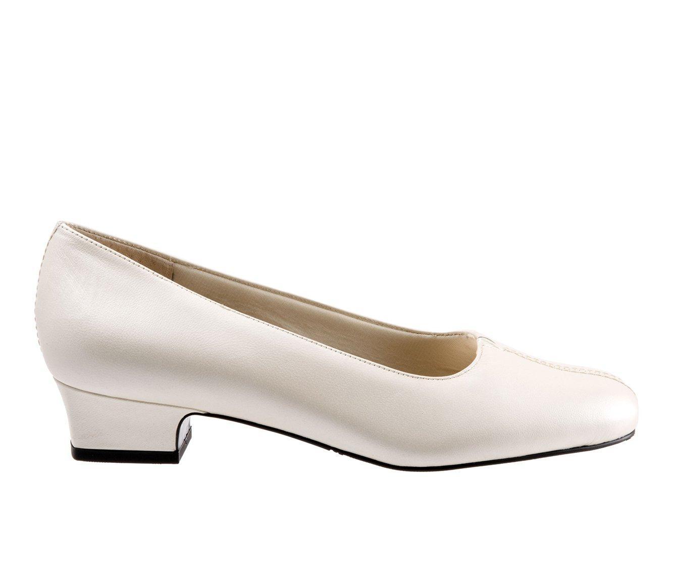 Women's Trotters Doris Pumps Product Image