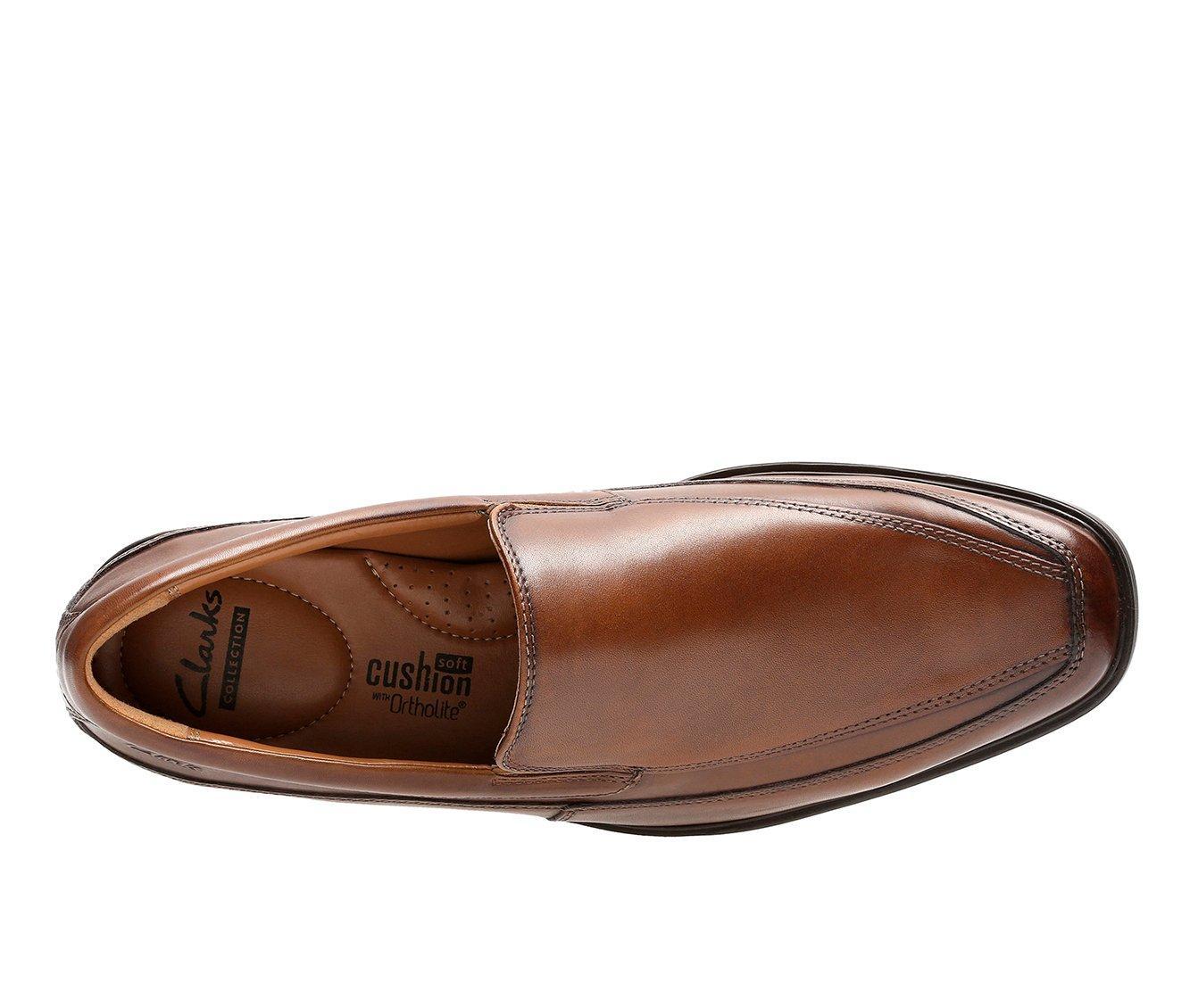 Men's Clarks Tilden Free Loafers Product Image