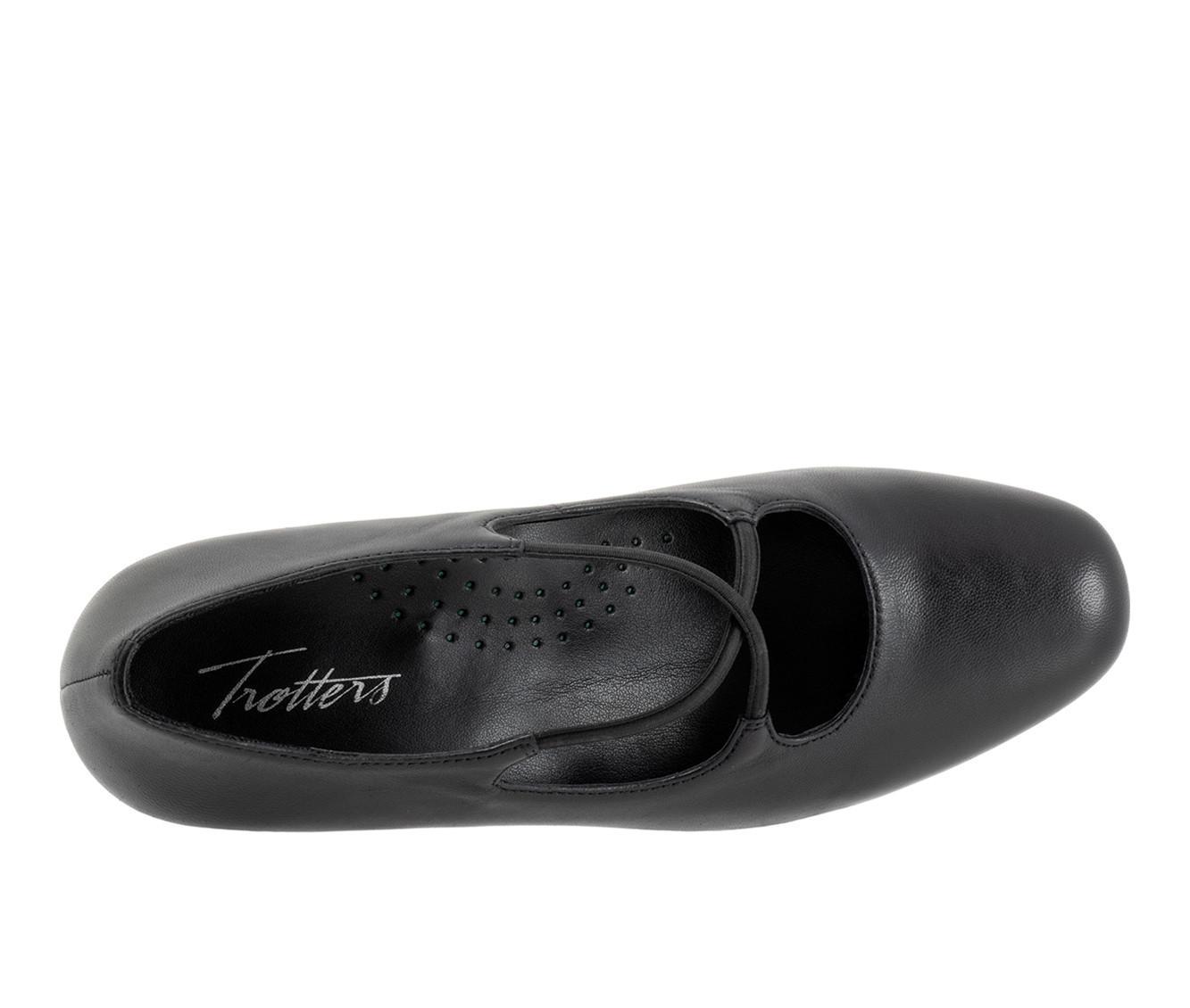 Women's Trotters Demi Pumps Product Image