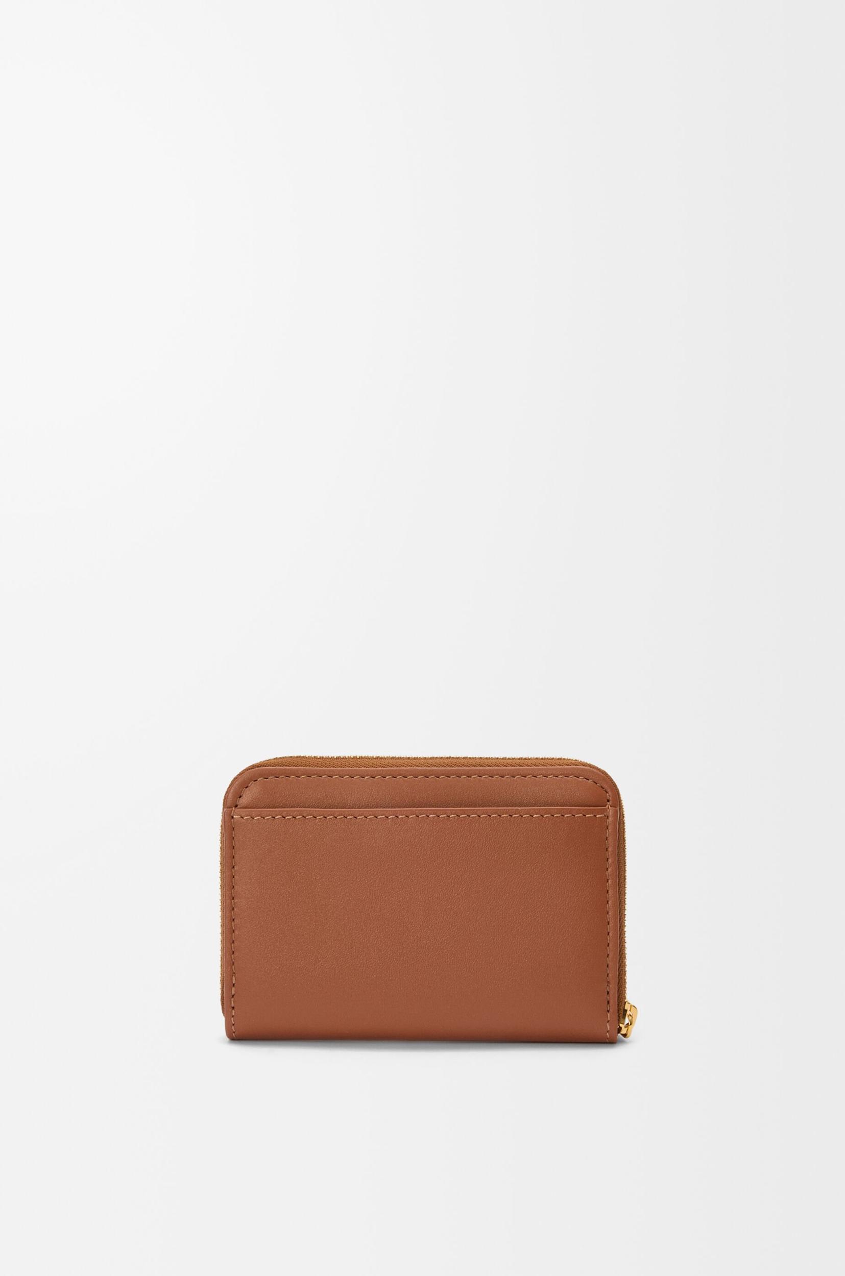 Zipped coin purse in shiny nappa calfskin Product Image