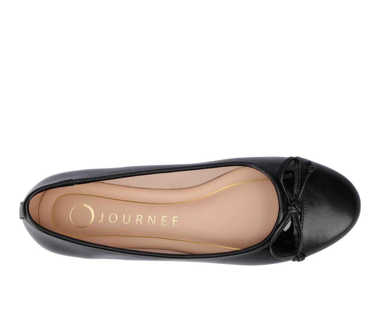 Women's Journee Collection Kaiah Flats Product Image