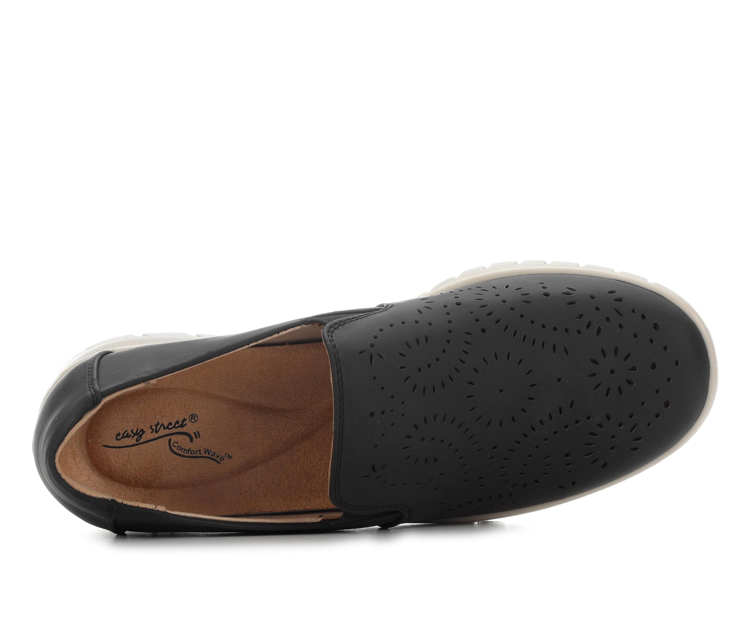 Women's Easy Street Ying Ying Slip-On Wedge Shoes Product Image