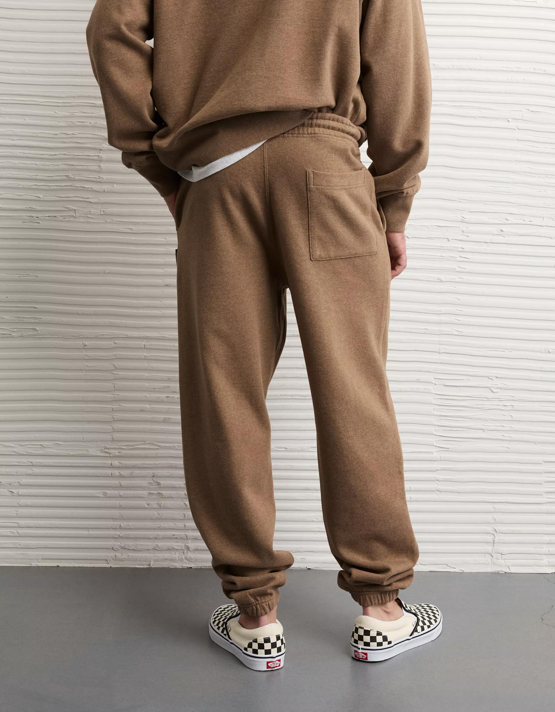 AE Laidback Luxe Heavyweight Sweatpant Product Image
