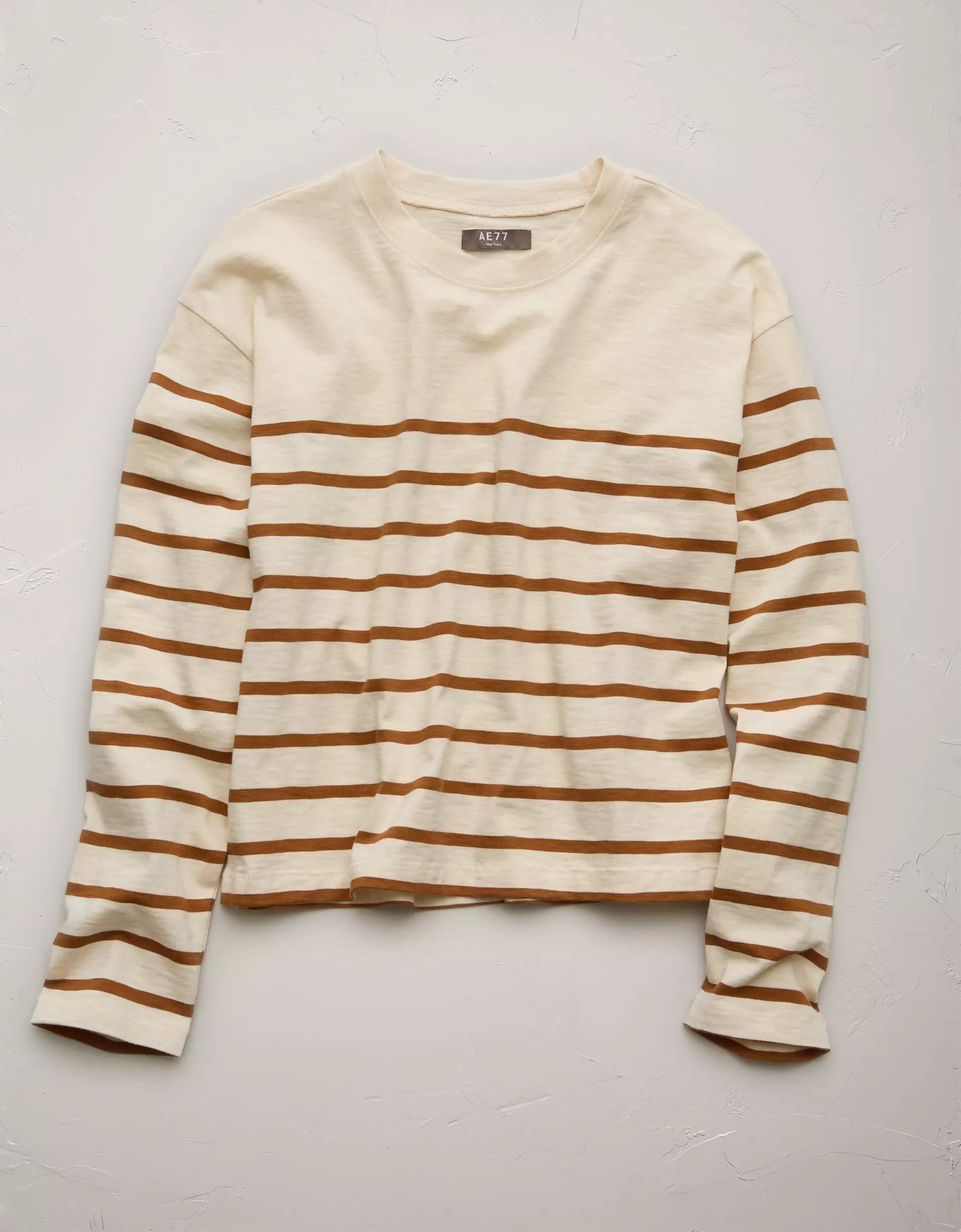 AE77 Premium Boxy Long-Sleeve T-Shirt Product Image