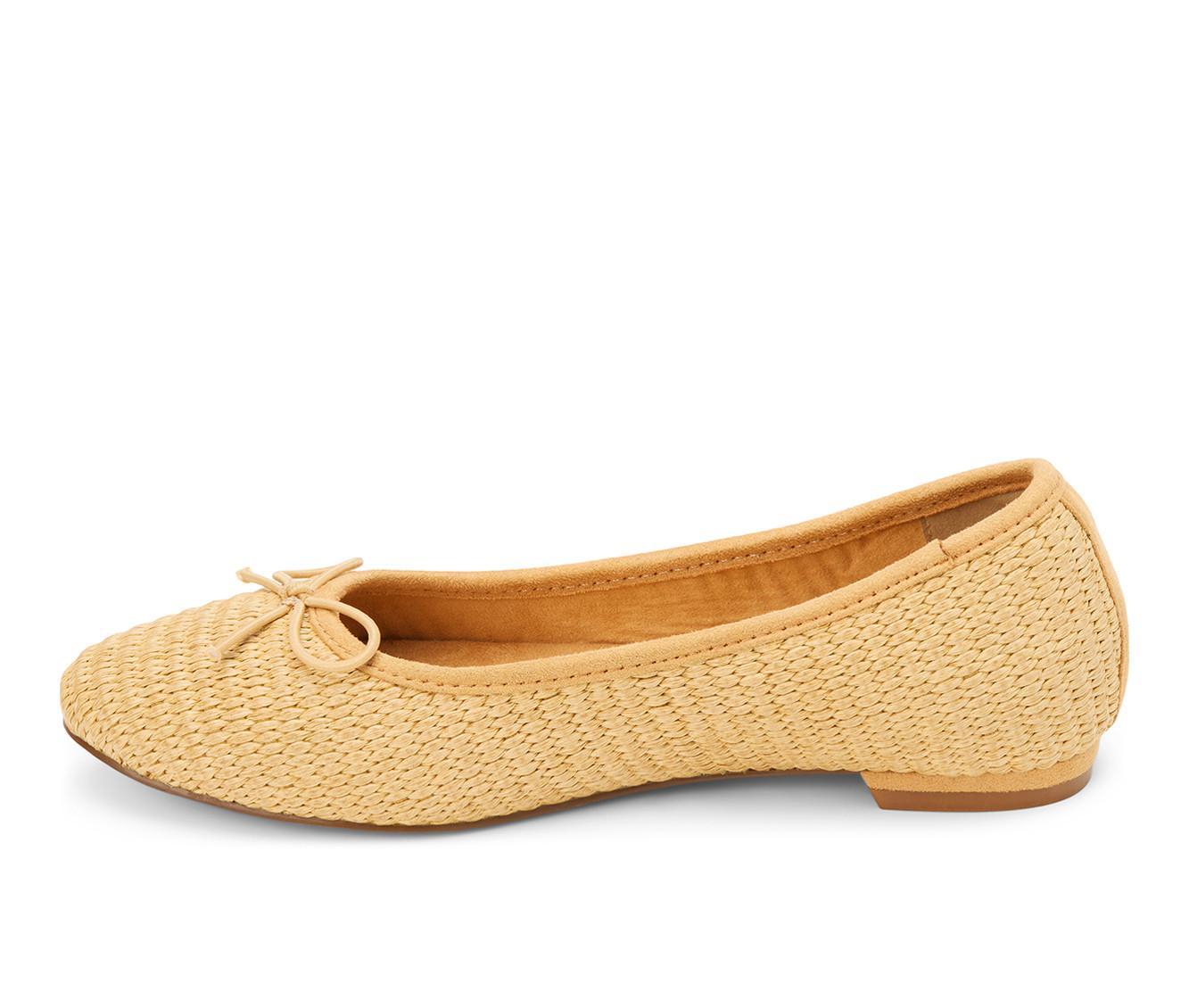 Women's Beach by Matisse Donna Flats Product Image