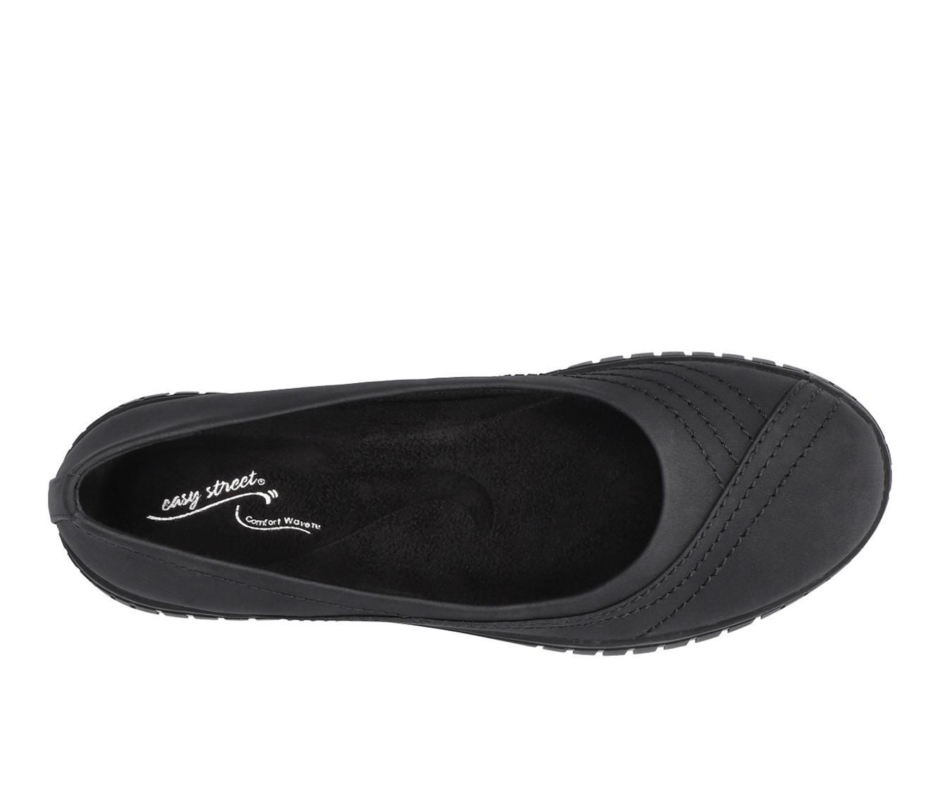 Women's Easy Street Cosma Product Image