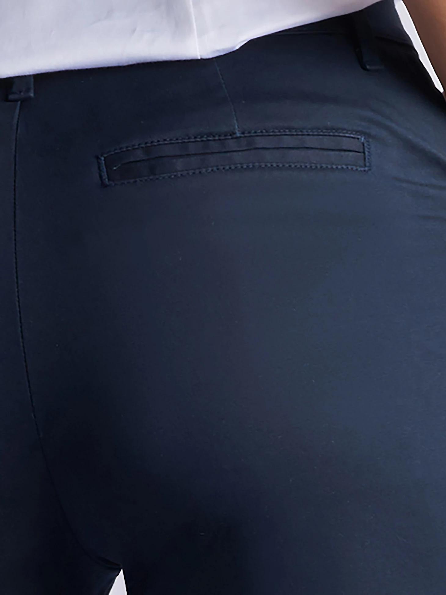Women's Clothing: Straight Leg Pants | All Day Pants | Lee® Product Image