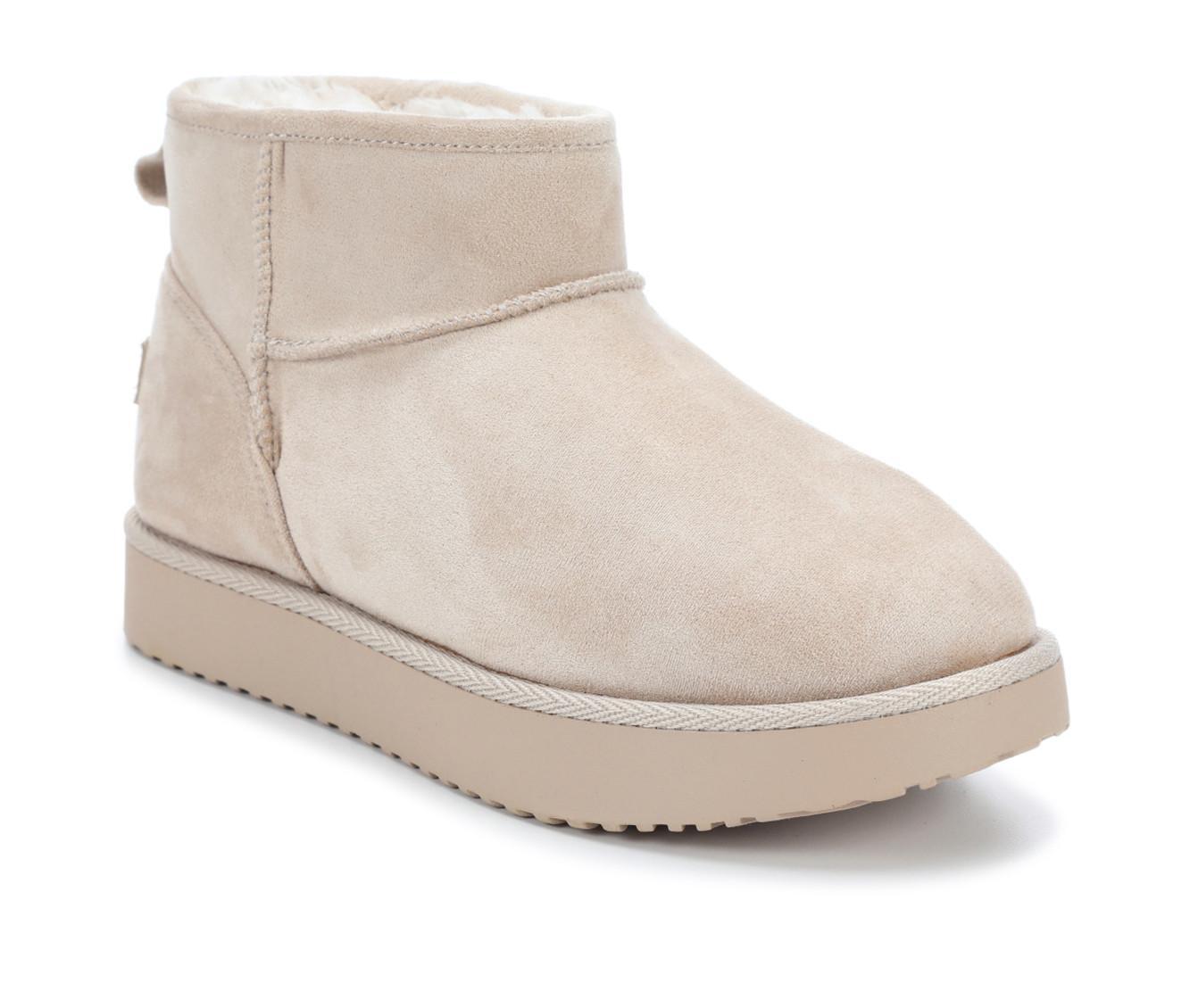 Women's Makalu Zhuri Boots Product Image