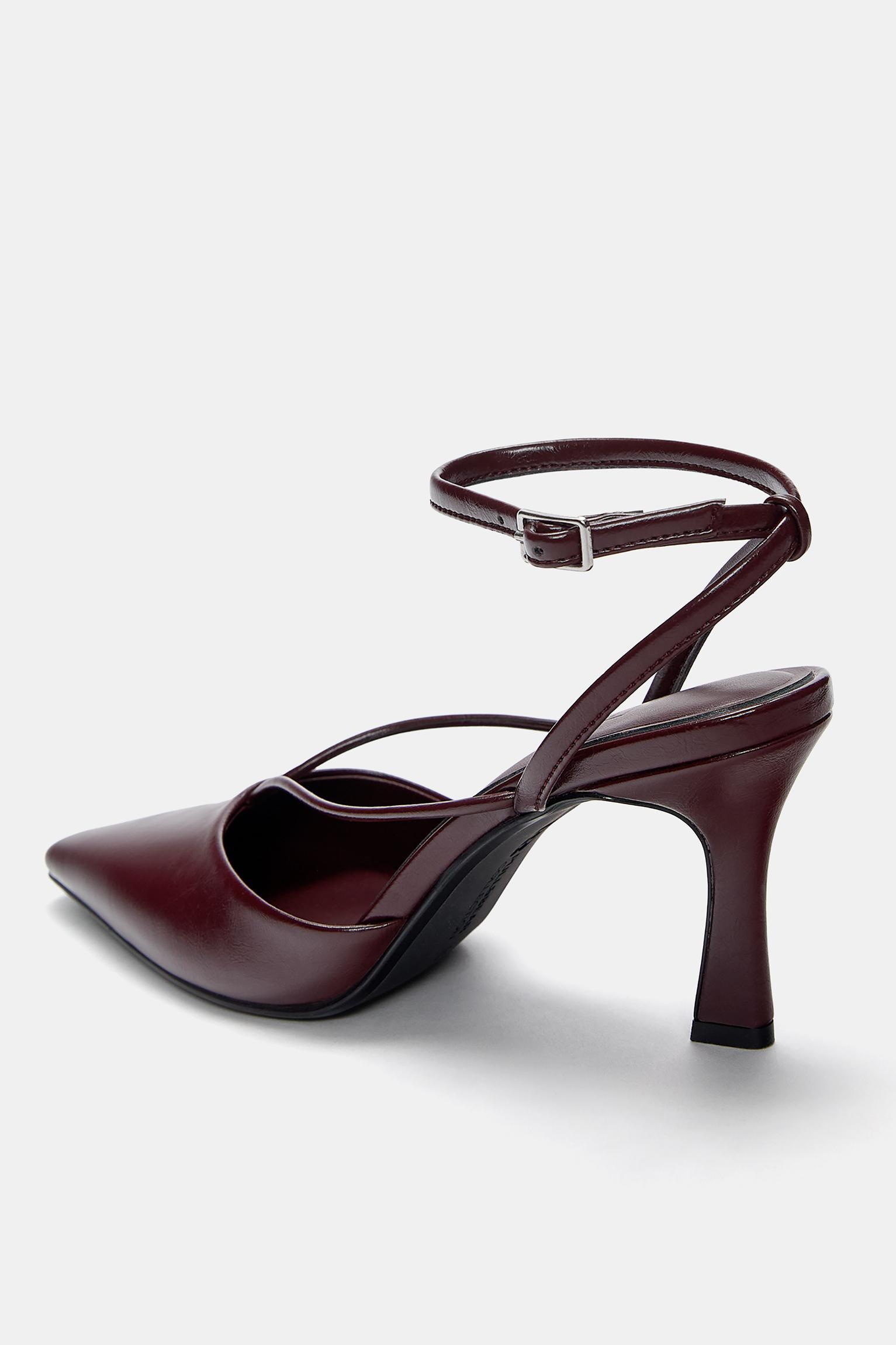 High-heel shoes with straps Product Image