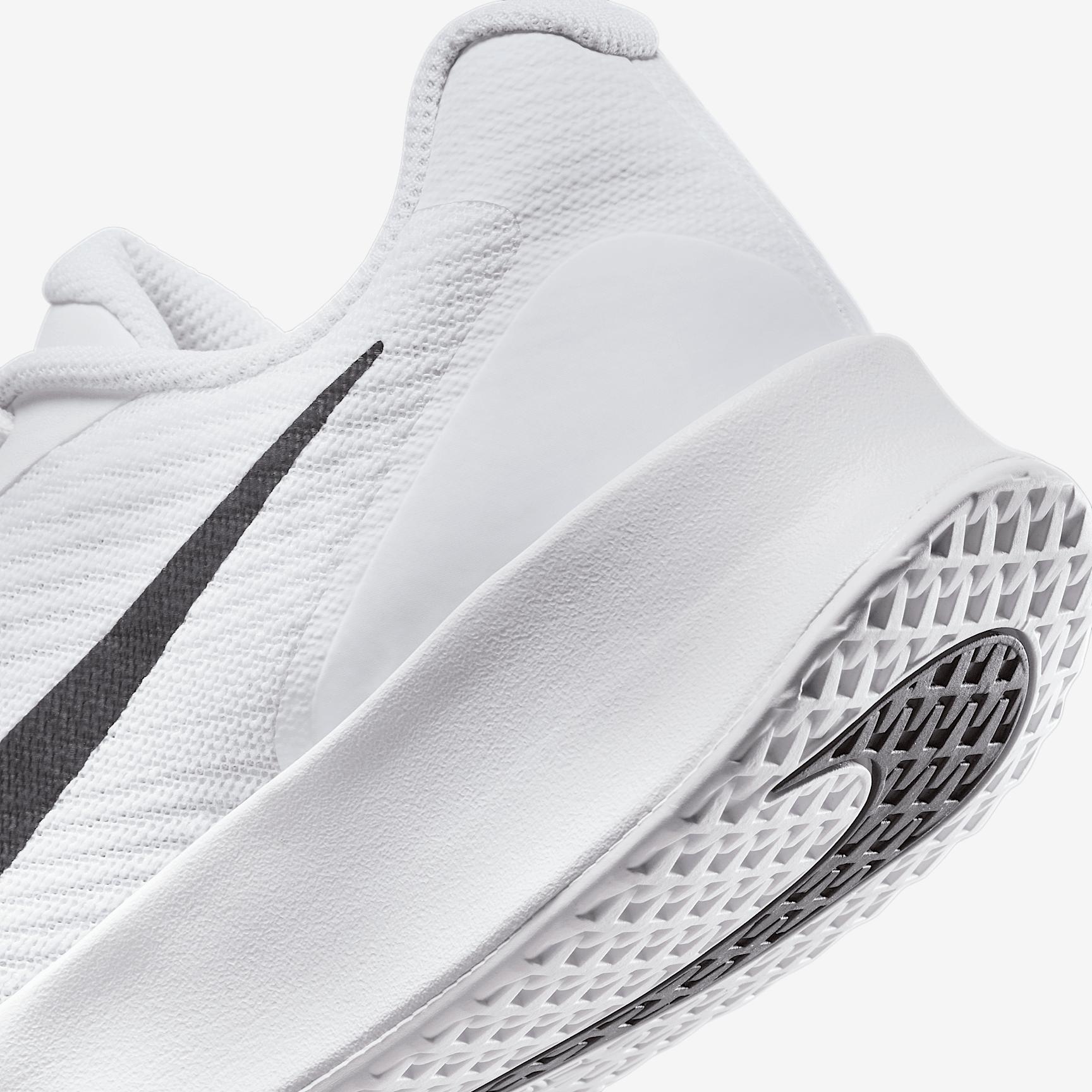 Nike Womens Vapor Lite 3 Hard Court Tennis Shoes | FZ2156-101 Product Image