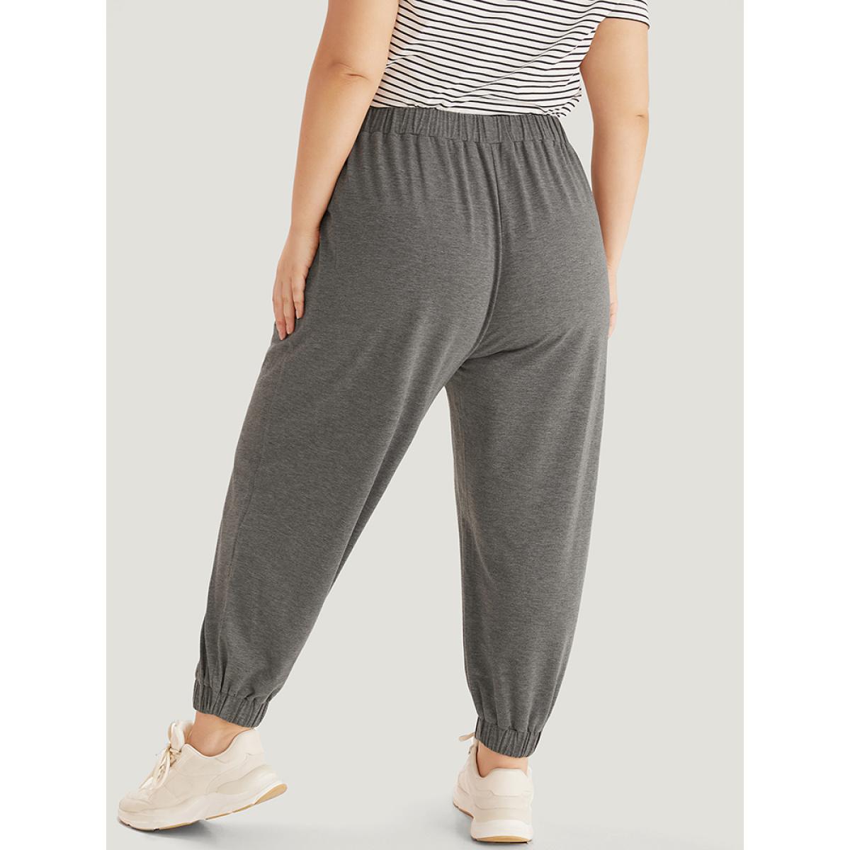 Plain Pocket Elastic Waist Carrot Sweatpants DarkGray Plus Size Women Casual Dailywear Plain 26/4X Bloomchic Product Image