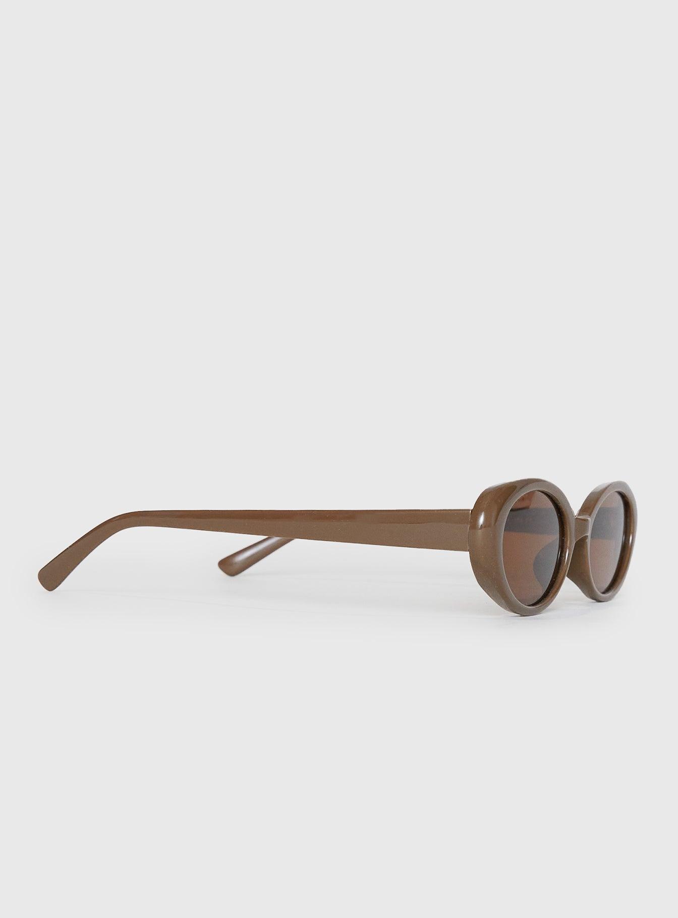 Beenna Sunglasses Brown Product Image