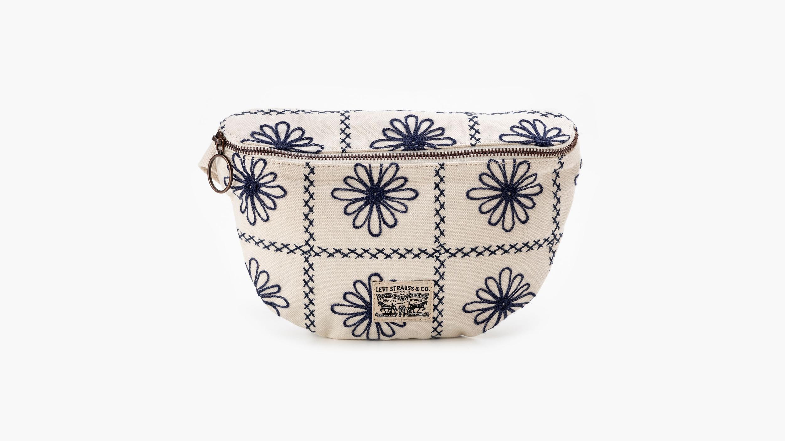 Devon Crossbody Bag Product Image