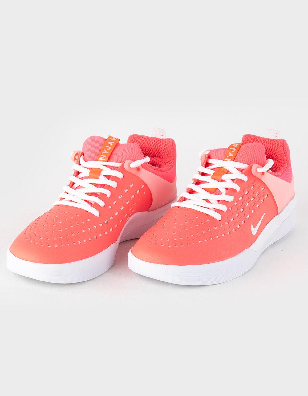 NIKE SB Zoom Nyjah 3 Mens Skate Shoes - WATERMELON Product Image