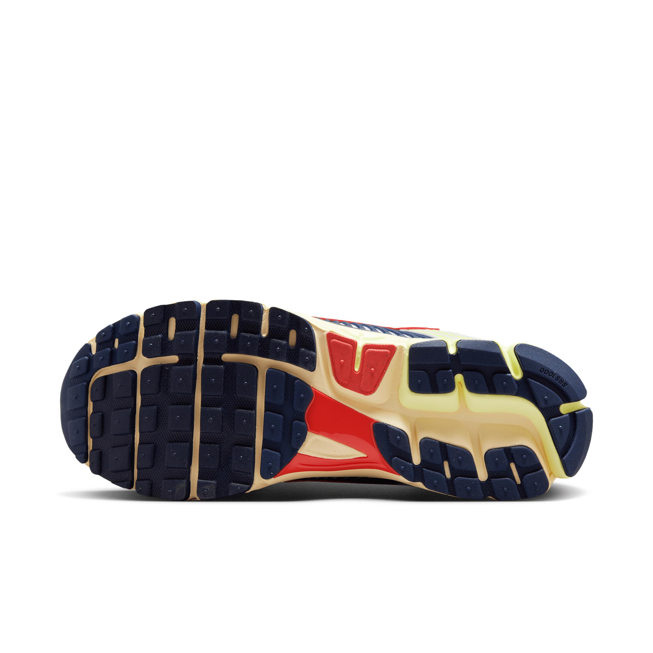 Nike Mens Zoom Vomero 5 Shoes | IB4004-701 Product Image