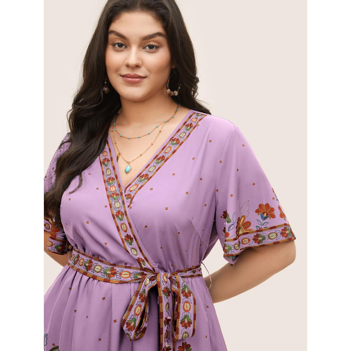 Plus Size Bandana Print Surplice Neck Flutter Sleeve Dress Lilac Women Resort Non V-neck Short sleeve Curvy Midi Dress BloomChic 12/L Product Image