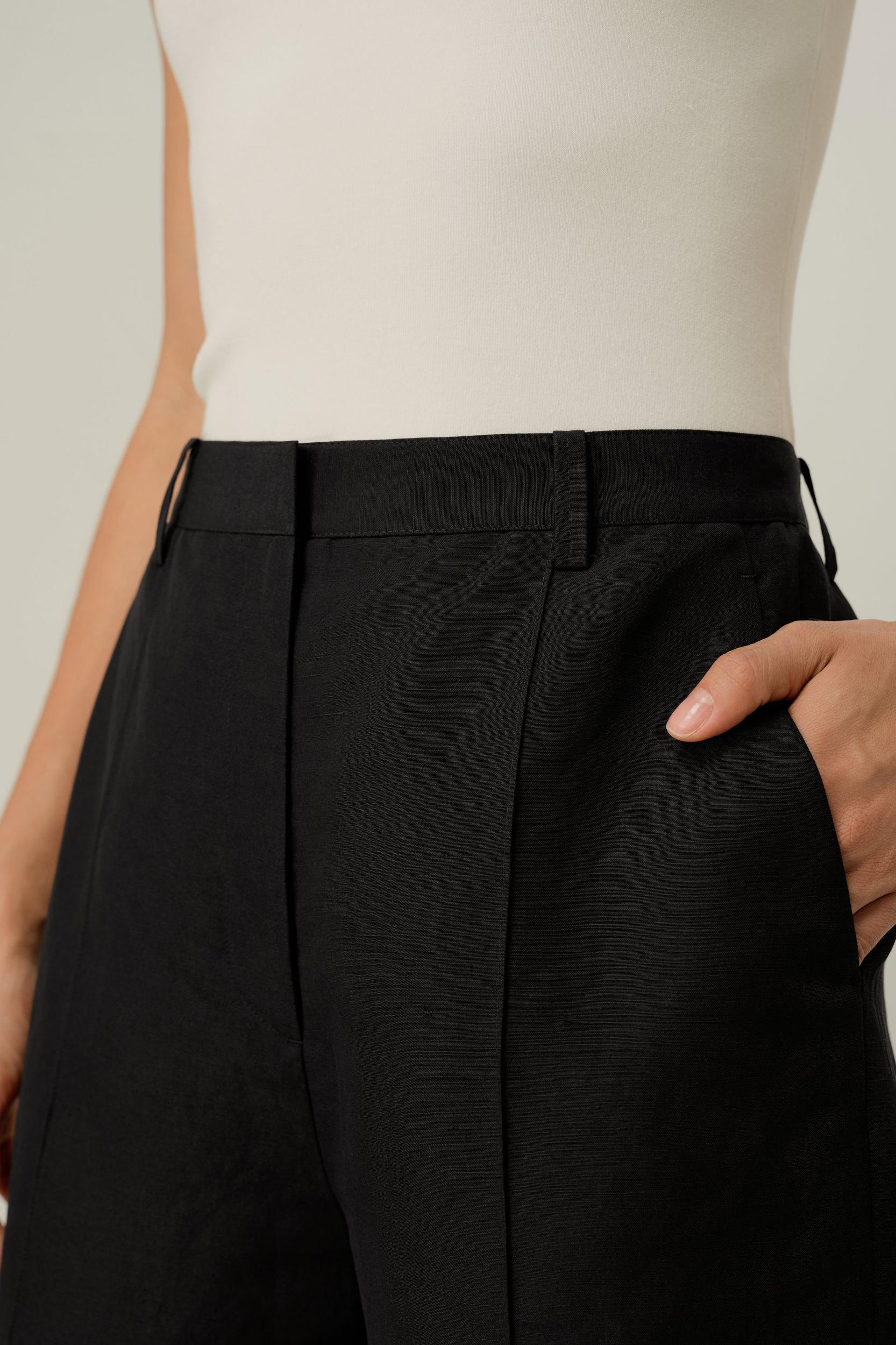 High-Rise Silk Linen Shorts Product Image