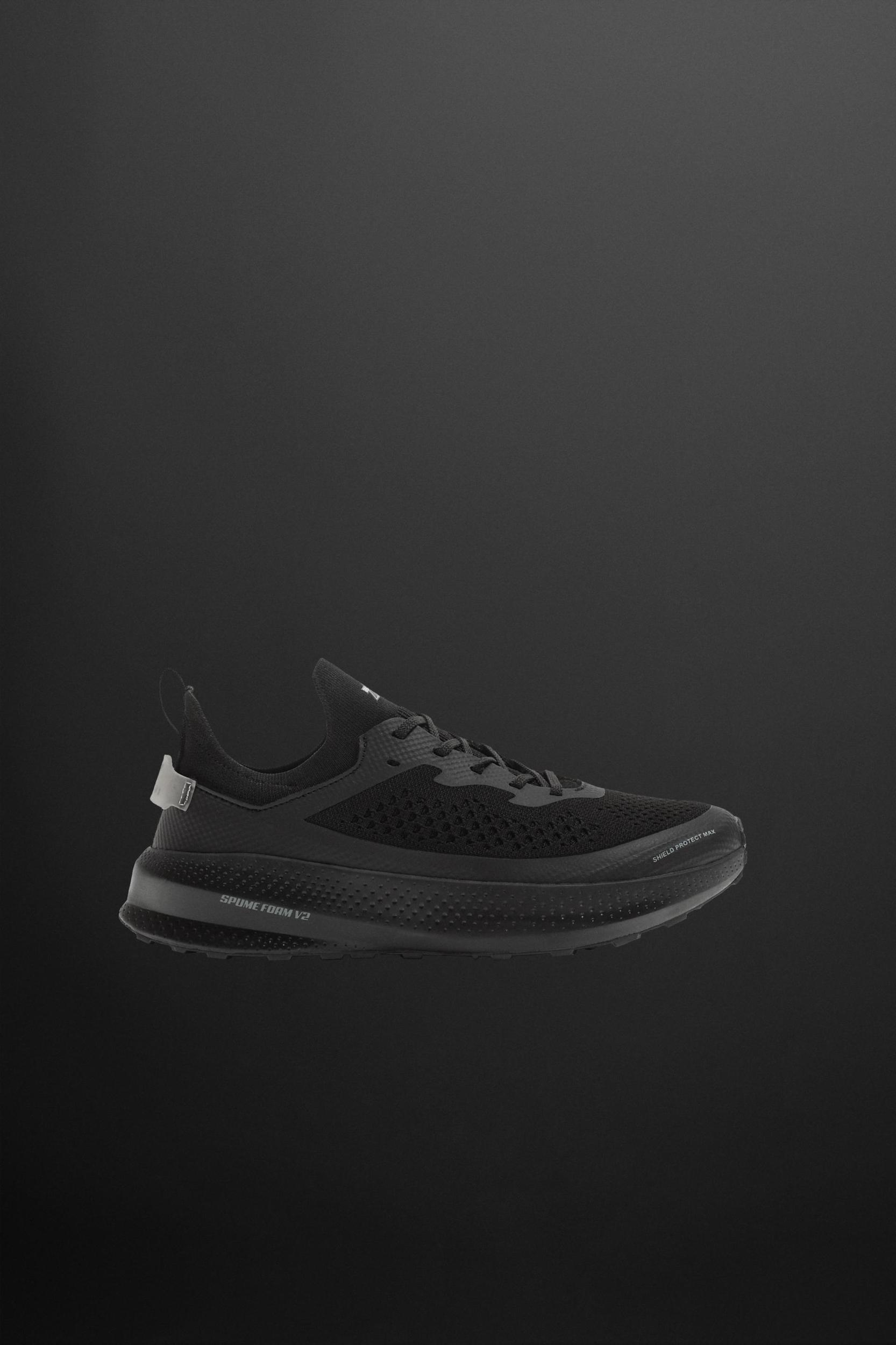 RUNNING SNEAKERS Product Image