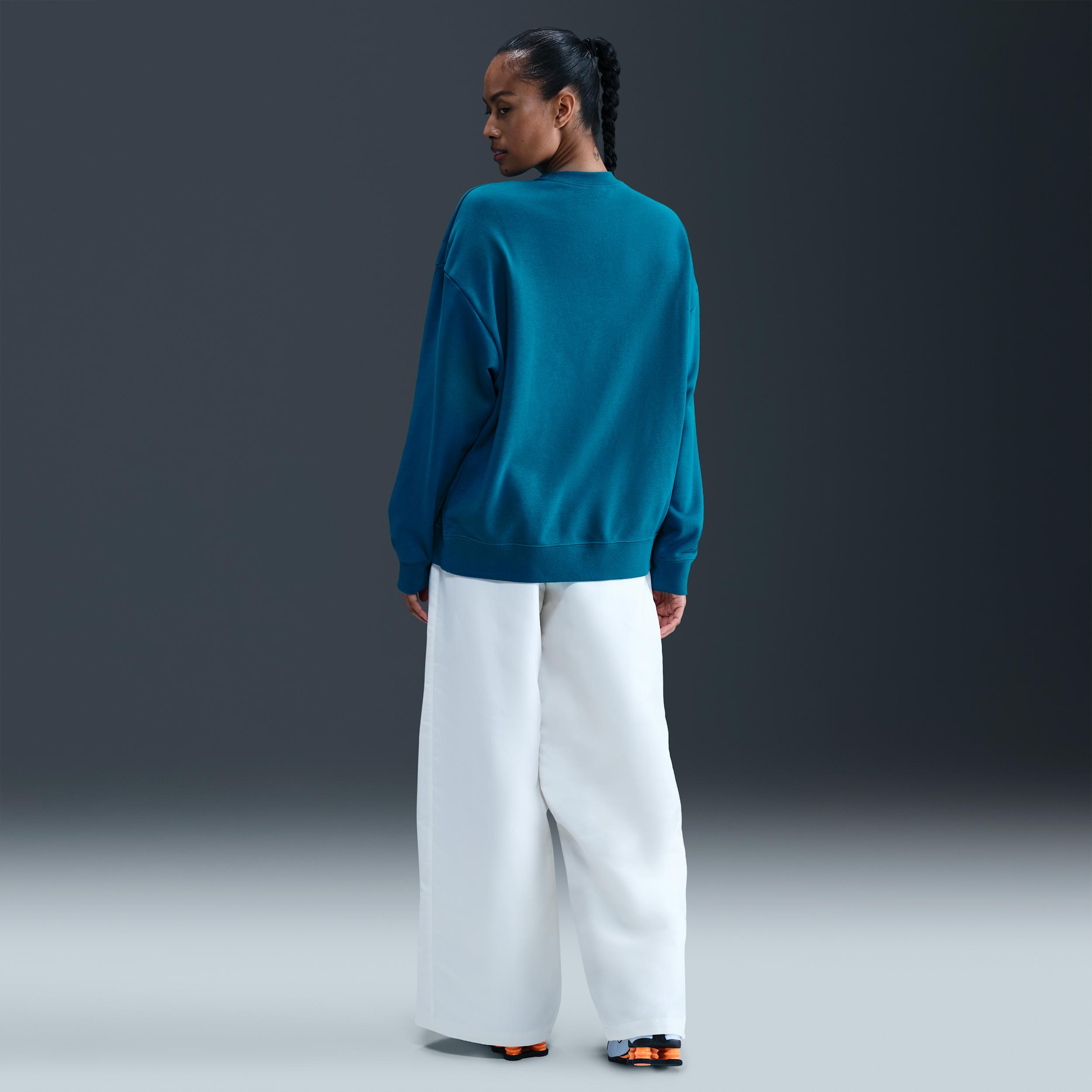 Women's Nike Sportswear Club Fleece Loose Crew-Neck Sweatshirt Product Image