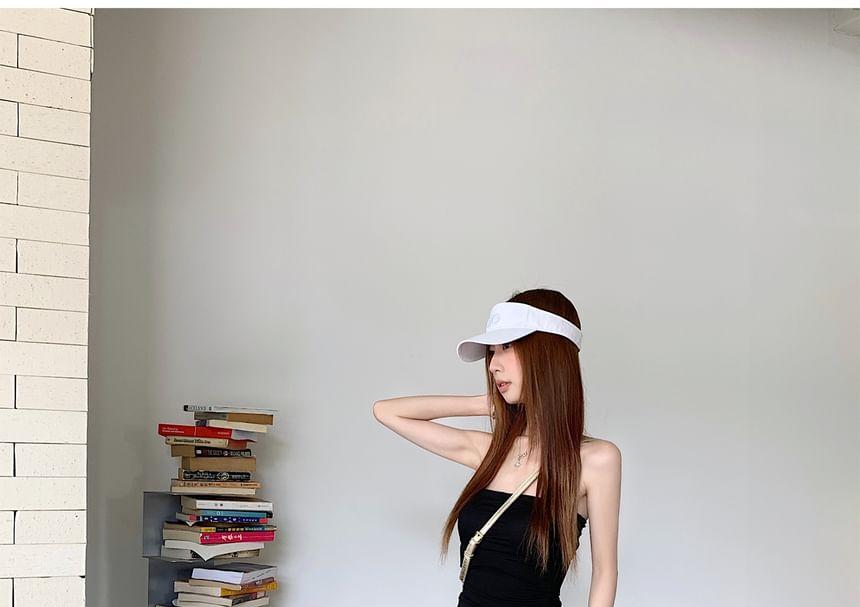 Low Waist Washed Loose Fit Jeans Product Image