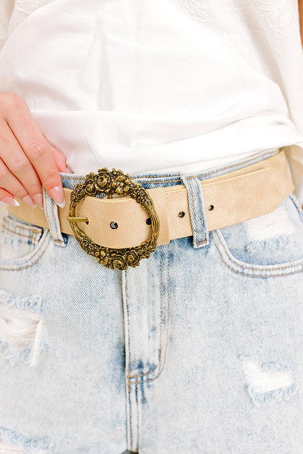 Chic Lifestyle Faux Suede Belt in Beige Product Image